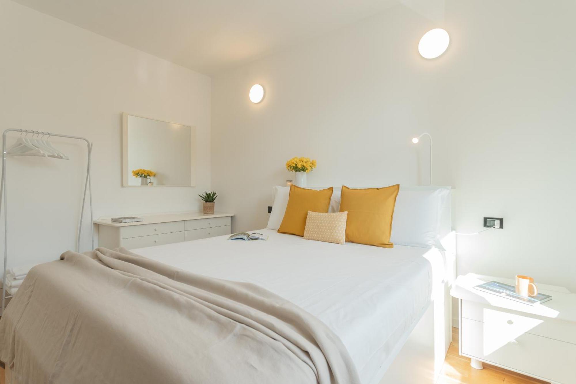 Ponente Balcony & Garden By Rent *