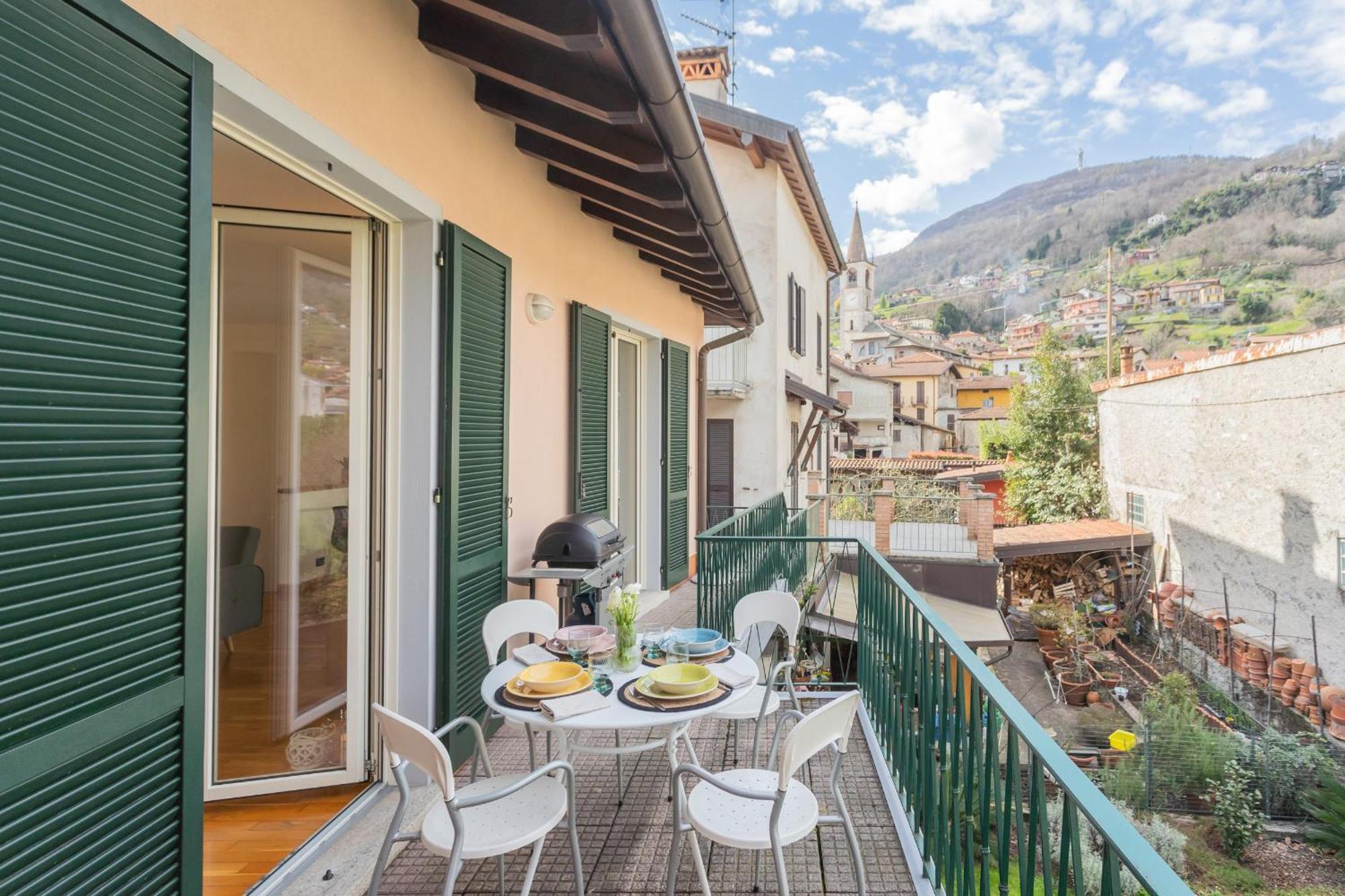Ponente Balcony & Garden By Rent