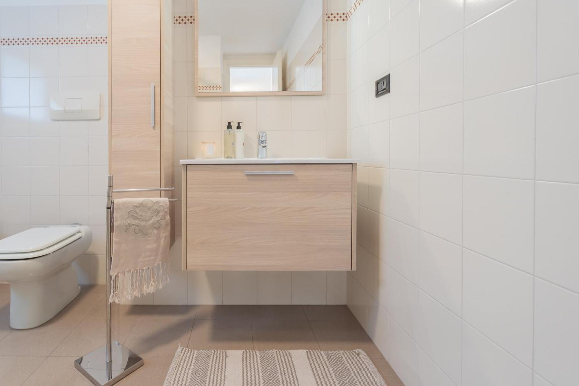 Apartment Ponente Balcony & Garden By Rent
