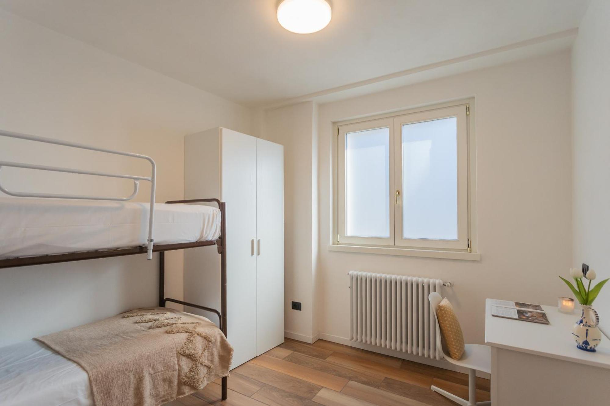 Apartment Ponente Balcony & Garden By Rent *