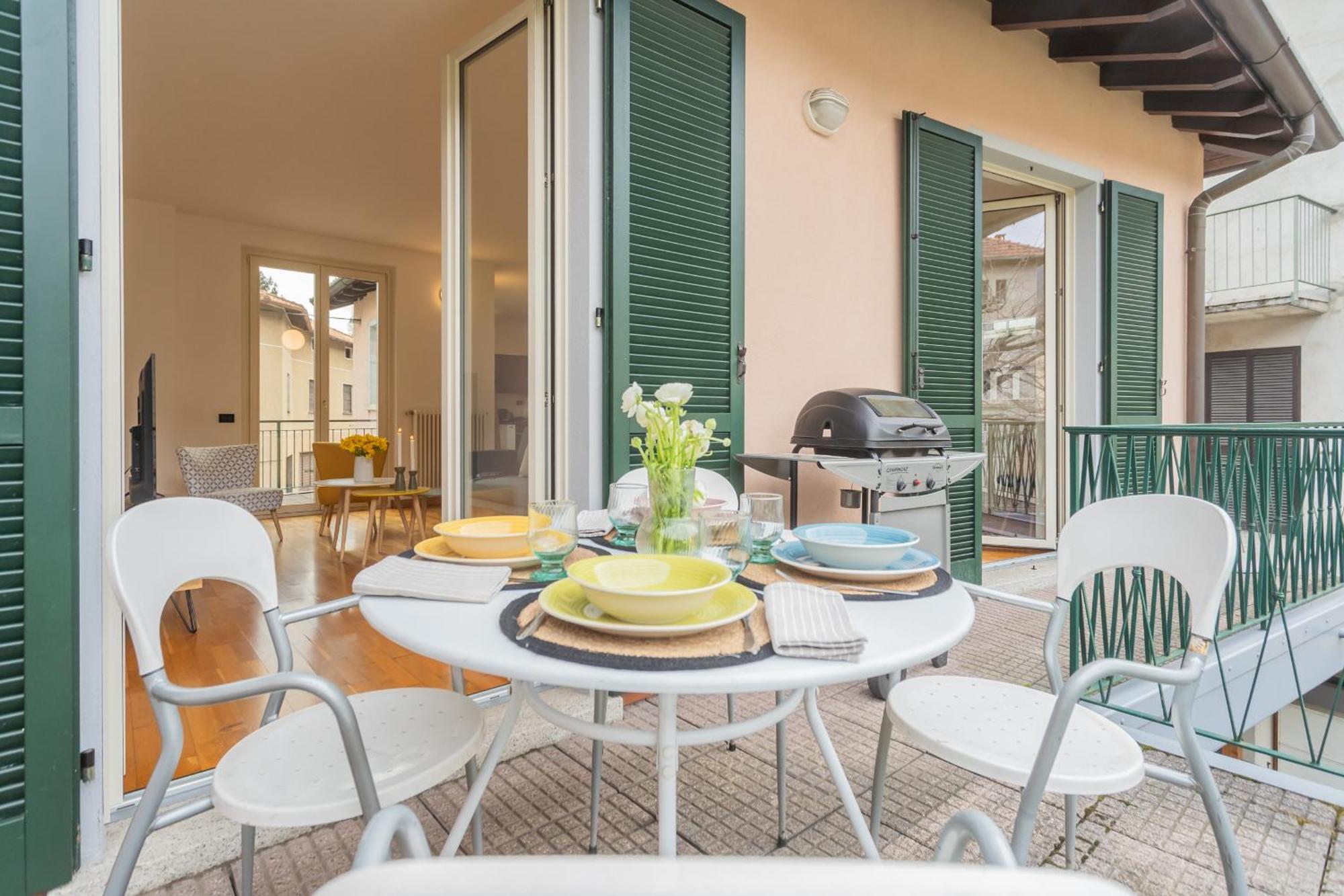 Ponente Balcony & Garden By Rent *