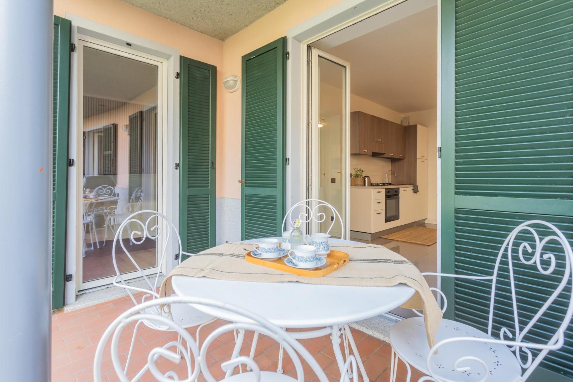 Apartment Ponente Balcony & Garden By Rent