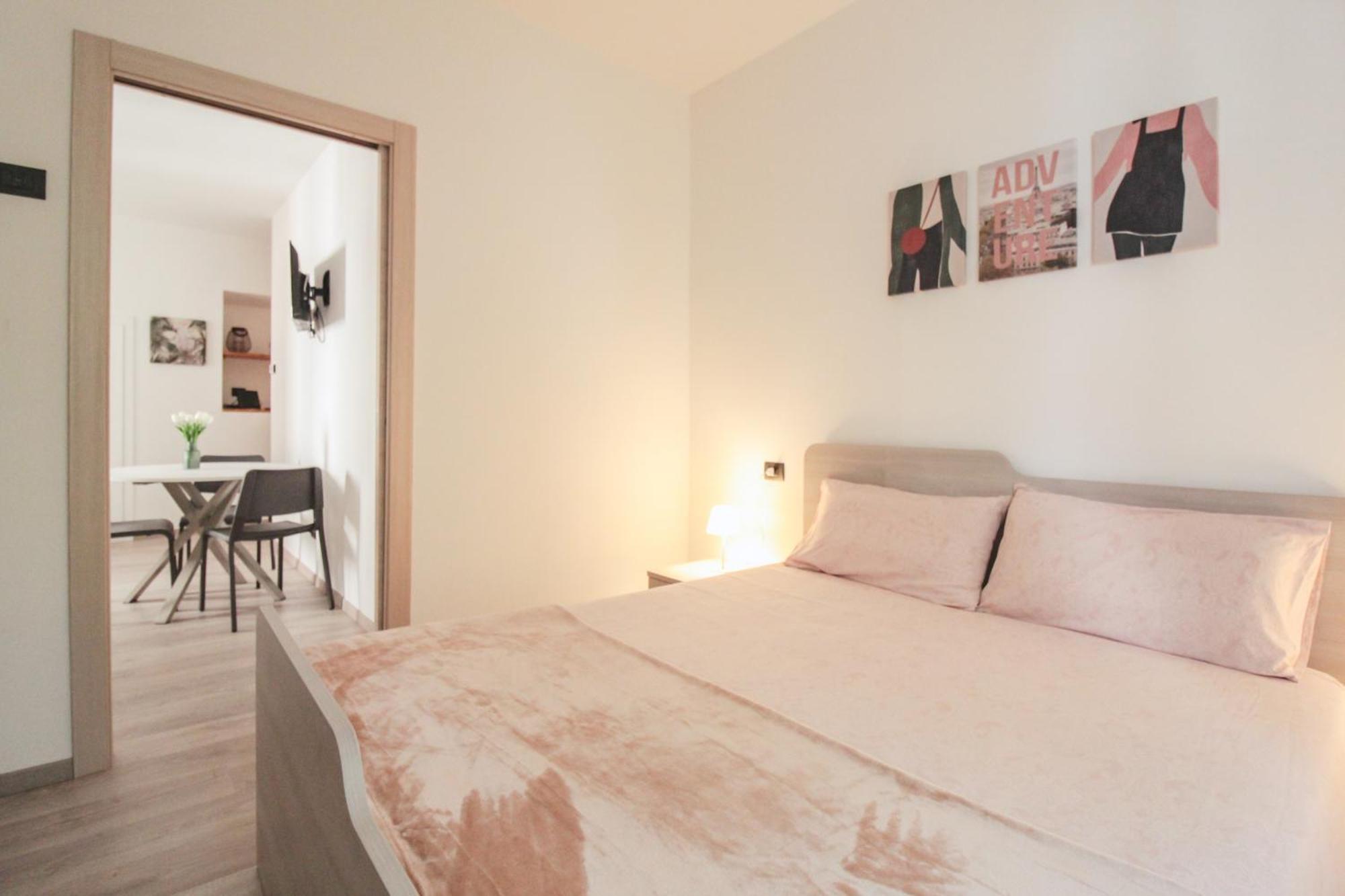 Aria Di Apartment *