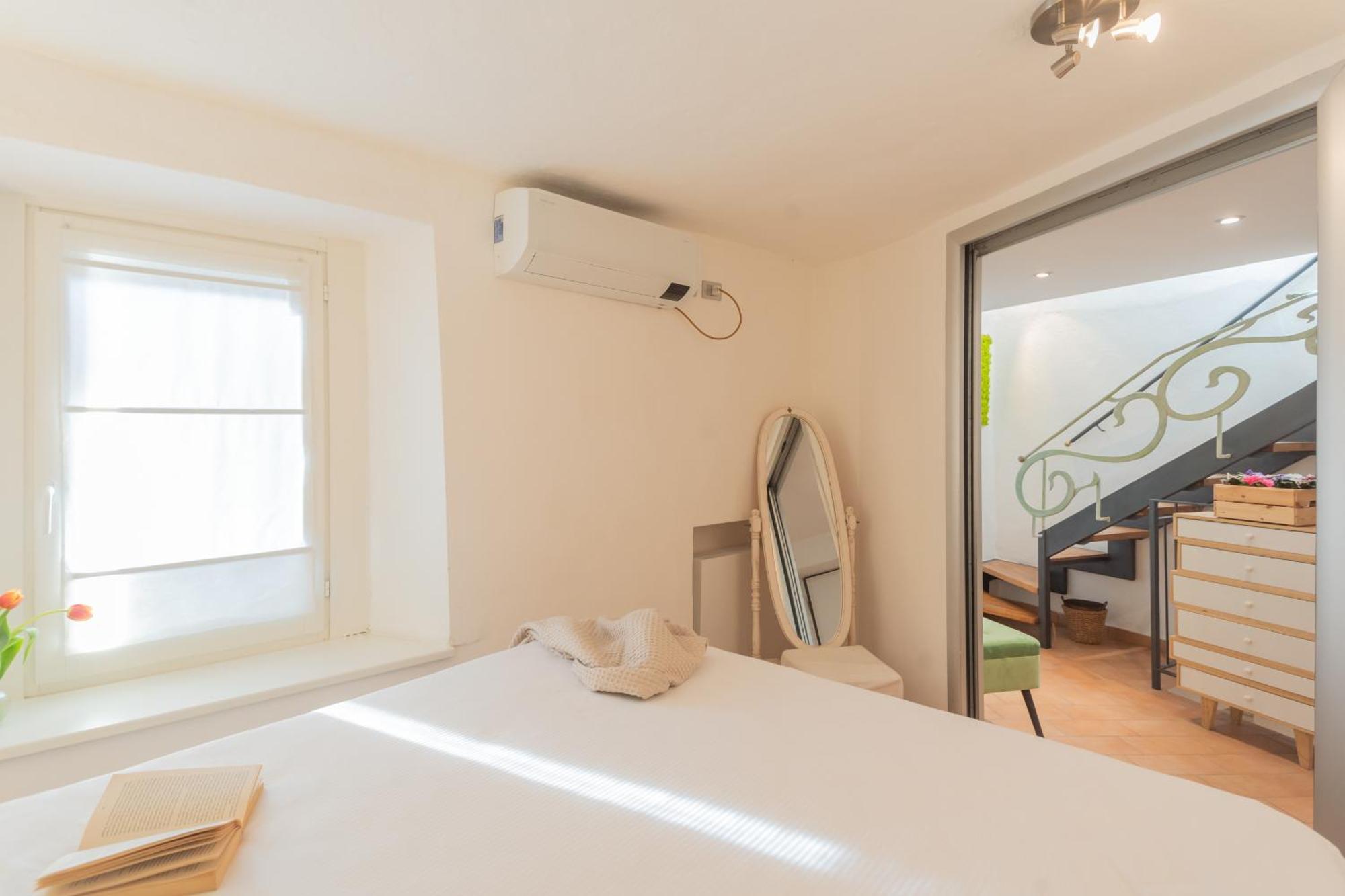 The Nest By By Rent Blevio