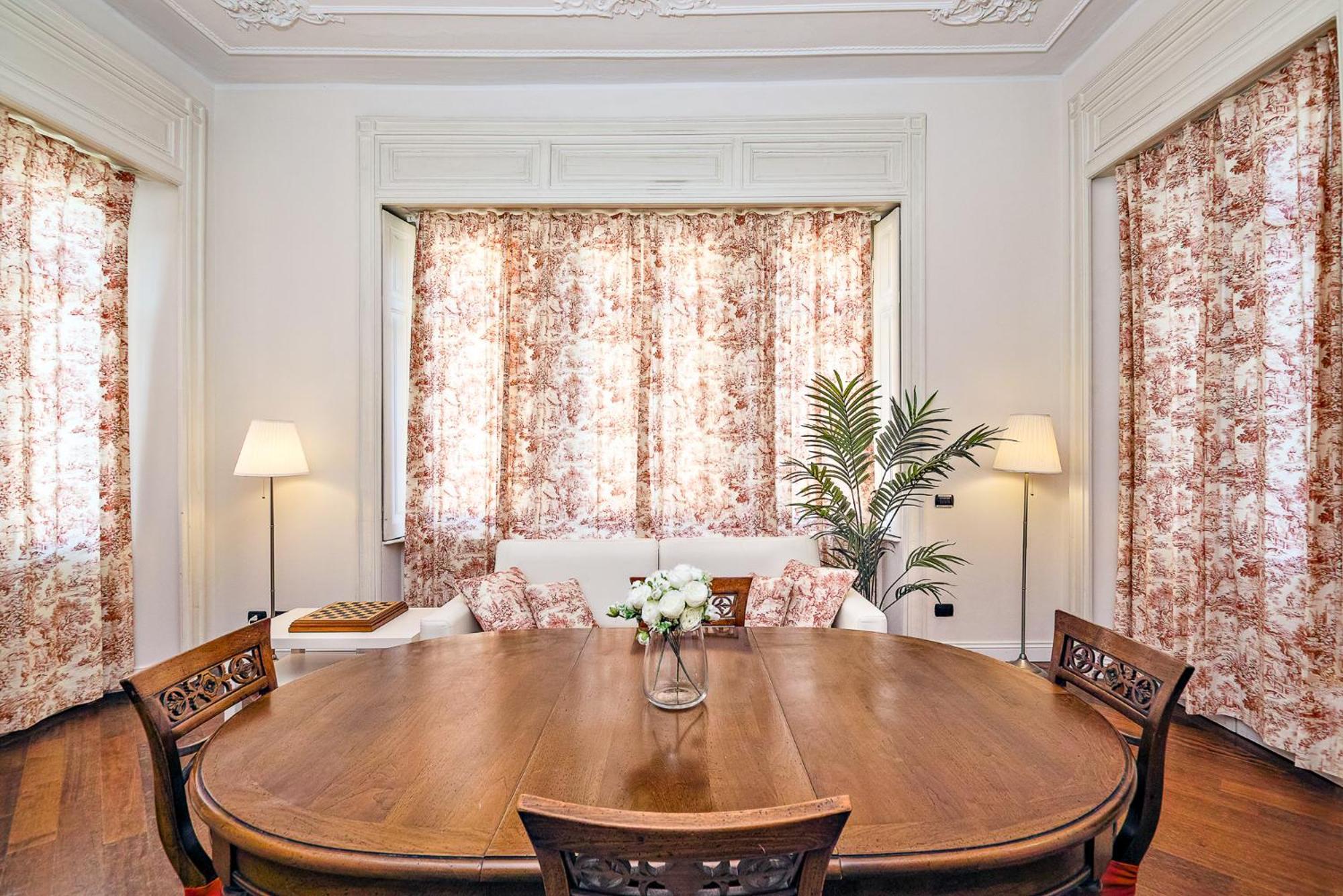 Three-room In Center
