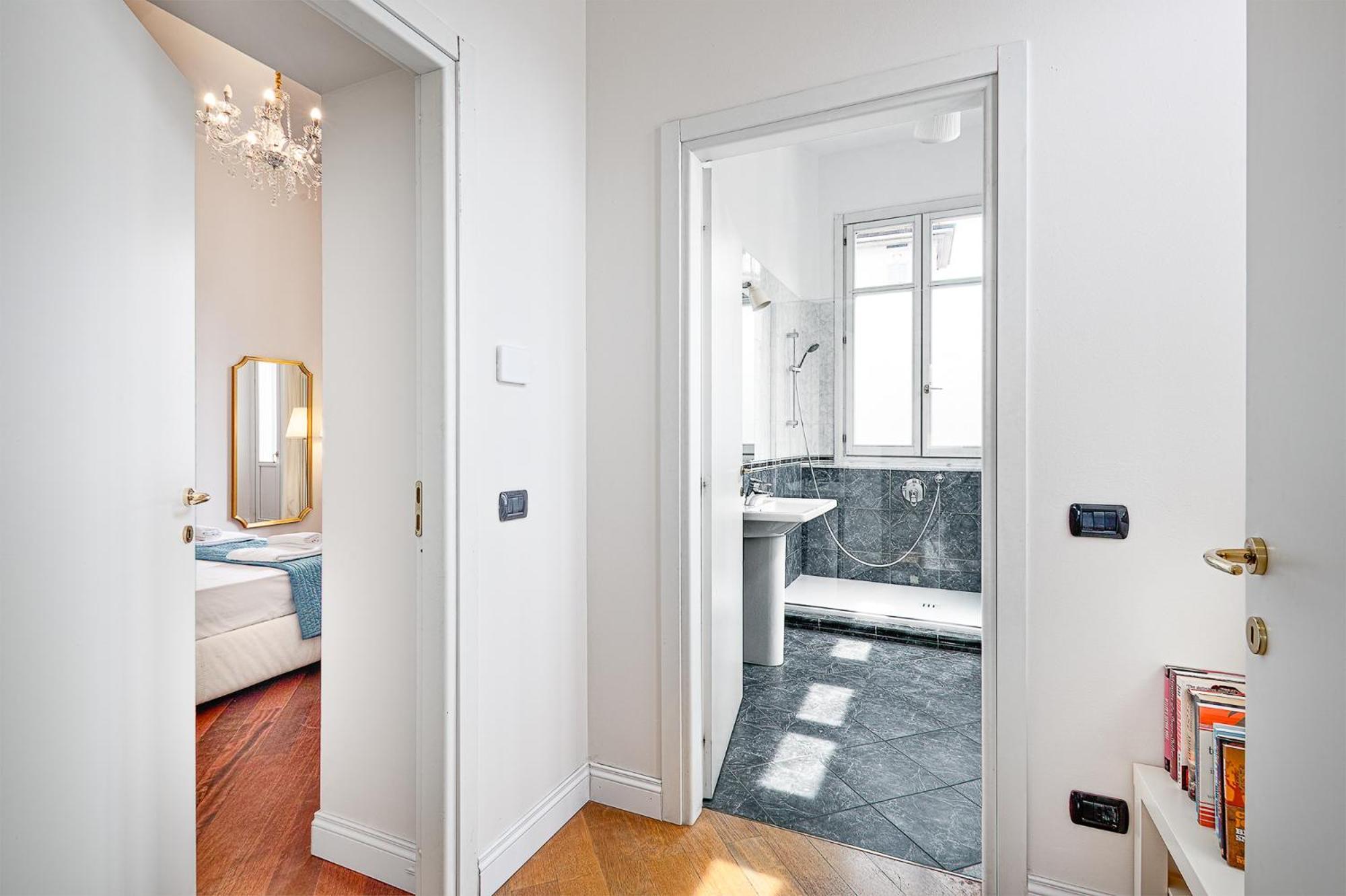 Apartment Two-room In Center Como