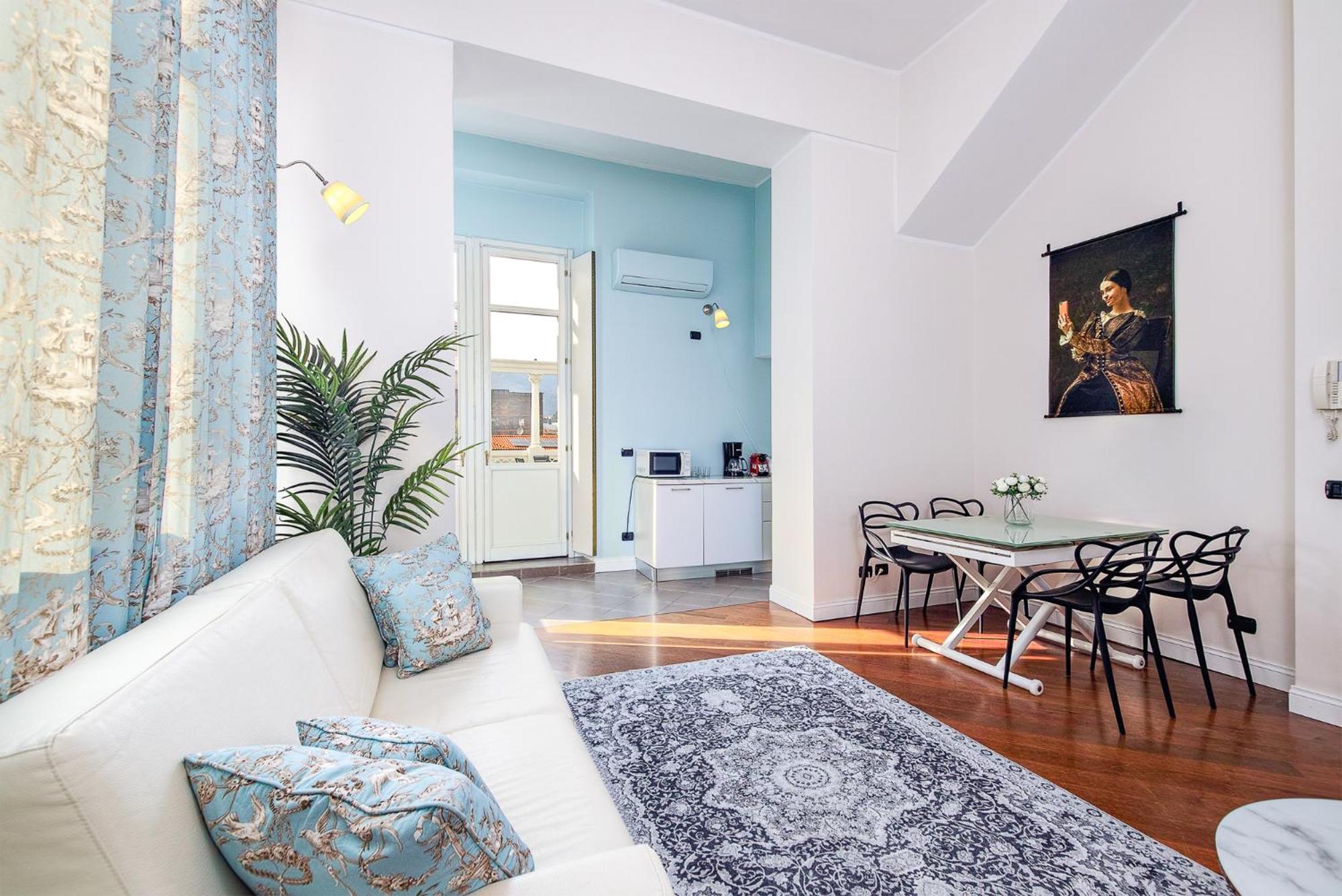 Two-room In Center Apartment Como