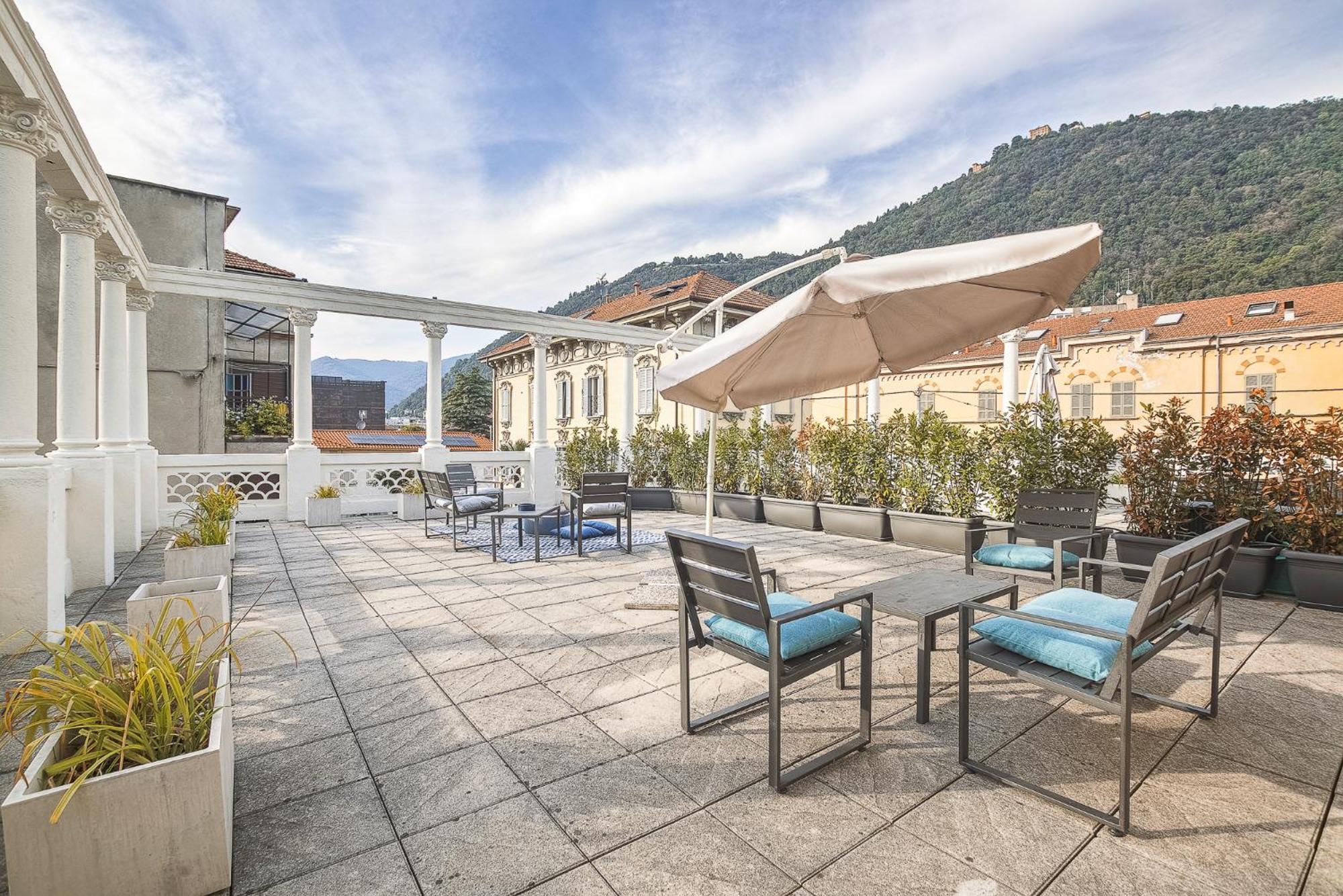 Two-room In Center * Como