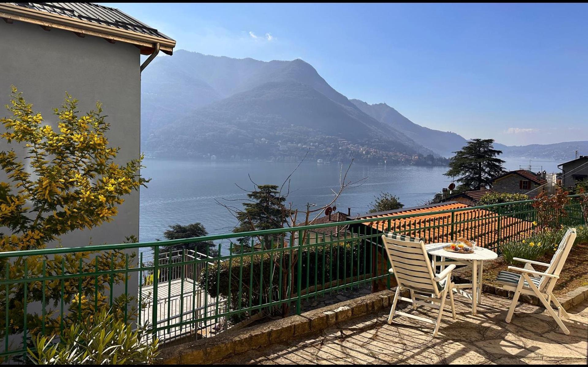 Ca Alda - View * Carate Urio