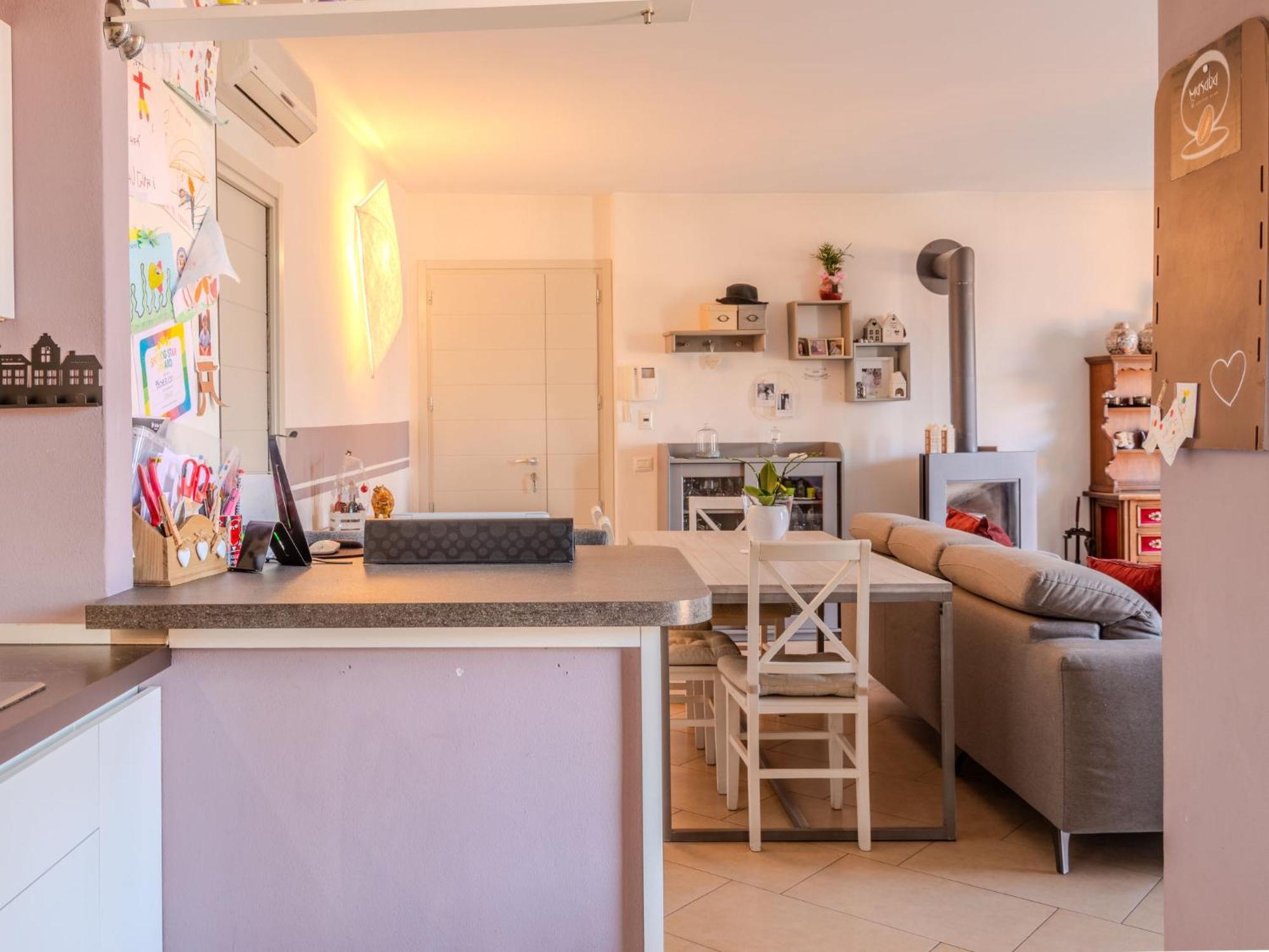 Di Lalla By Interhome