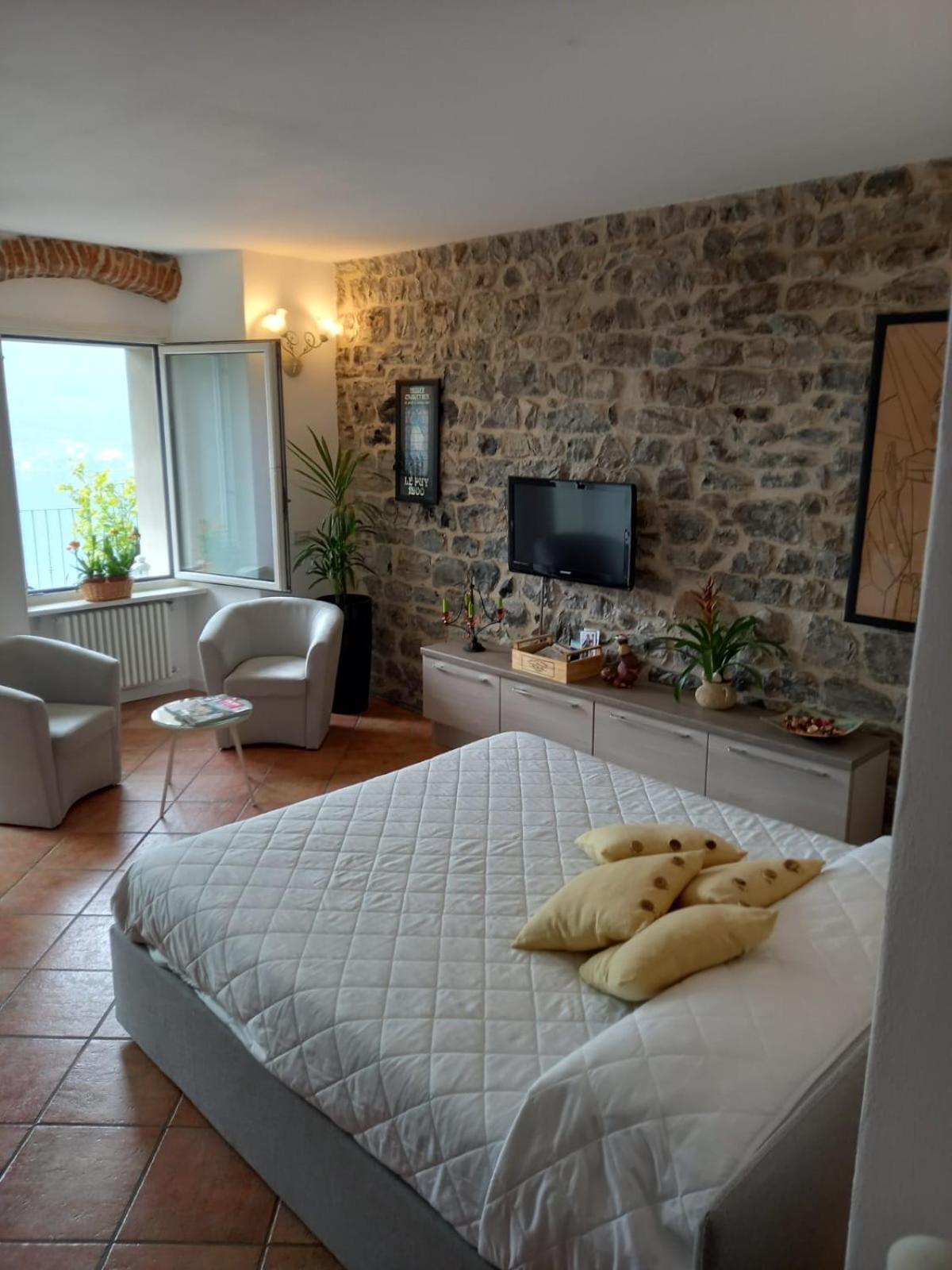 Romantic - Apartment
