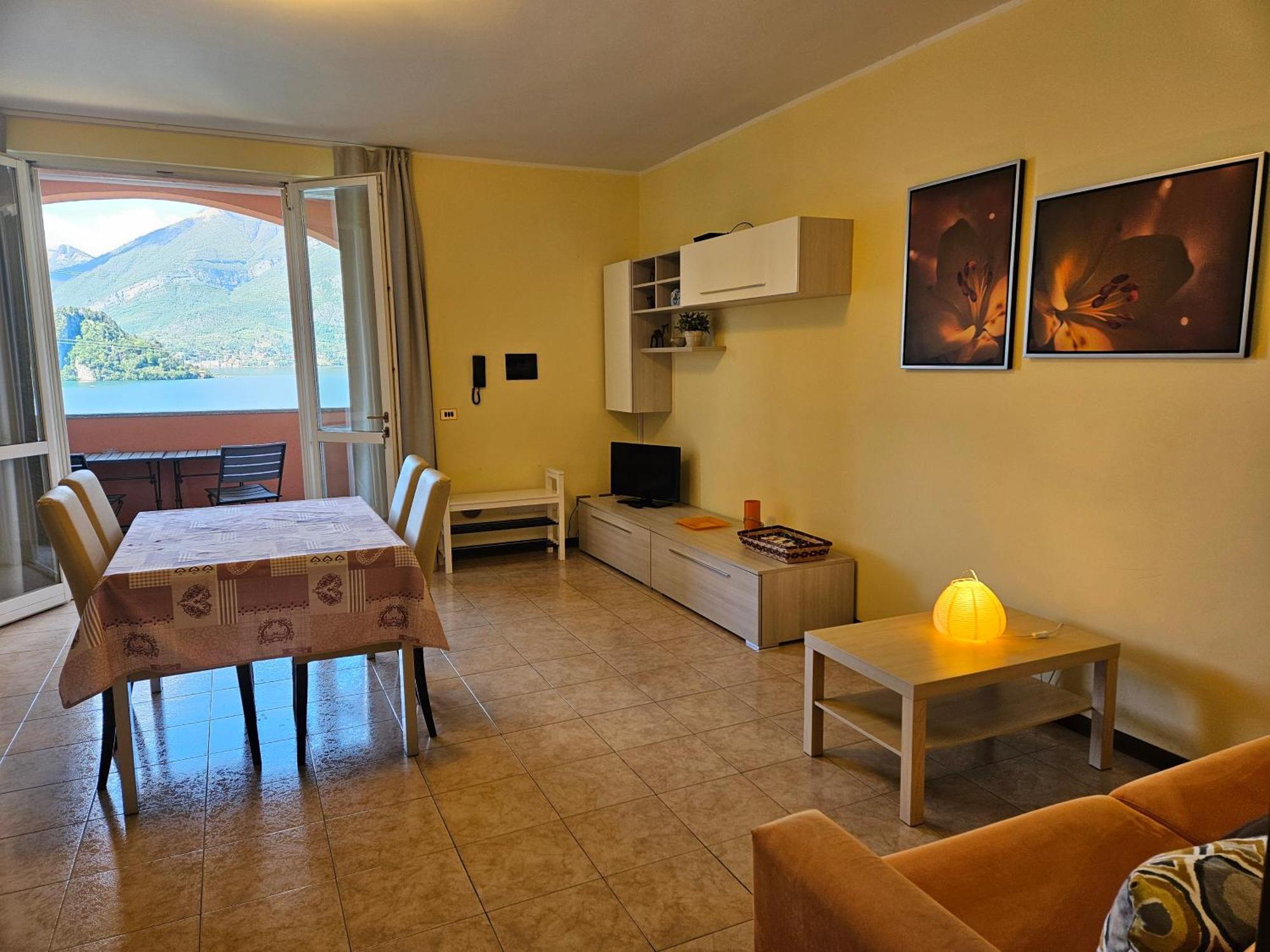 Apartment New 12 Varenna