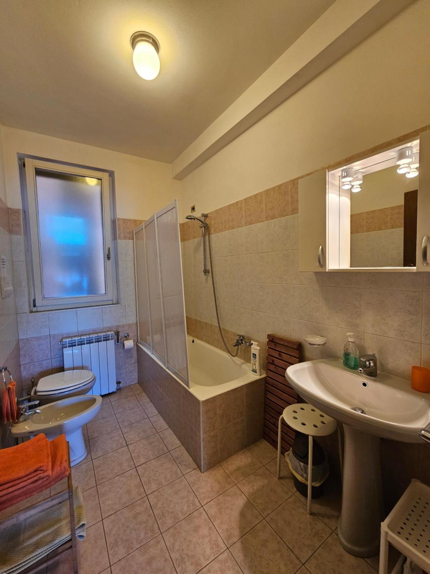 New 12 Apartment Varenna