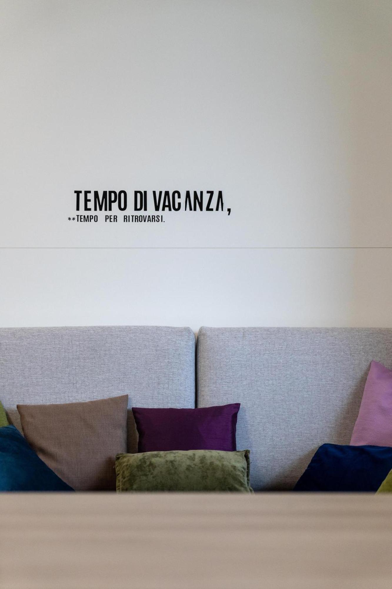 Holiday home Vista Dolce Isola _ Lakeview Pool, Terrace & Garden Argegno