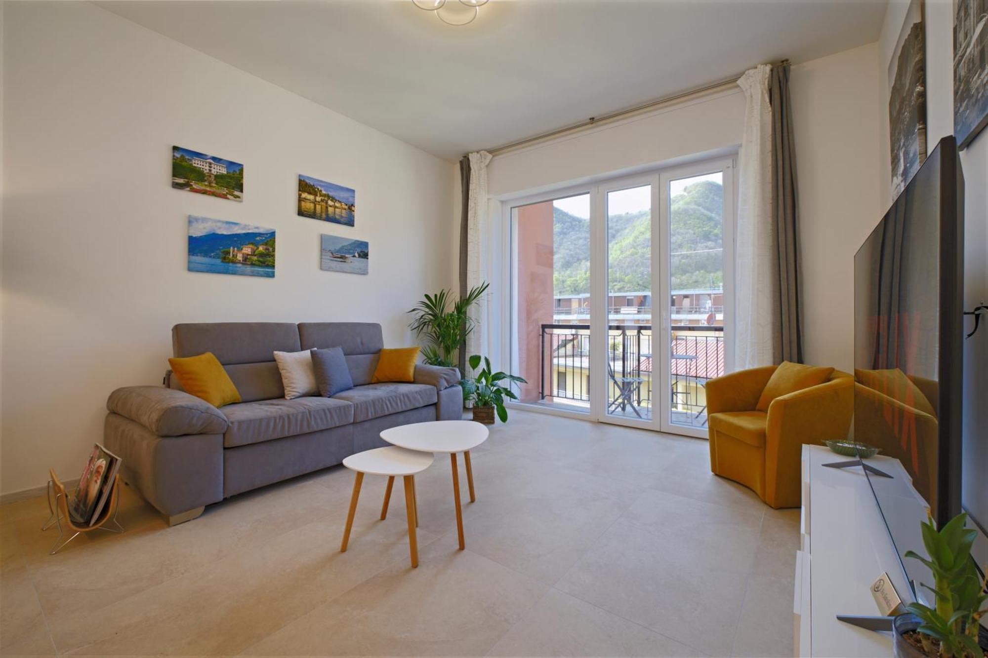 Apartment White House & Views Como