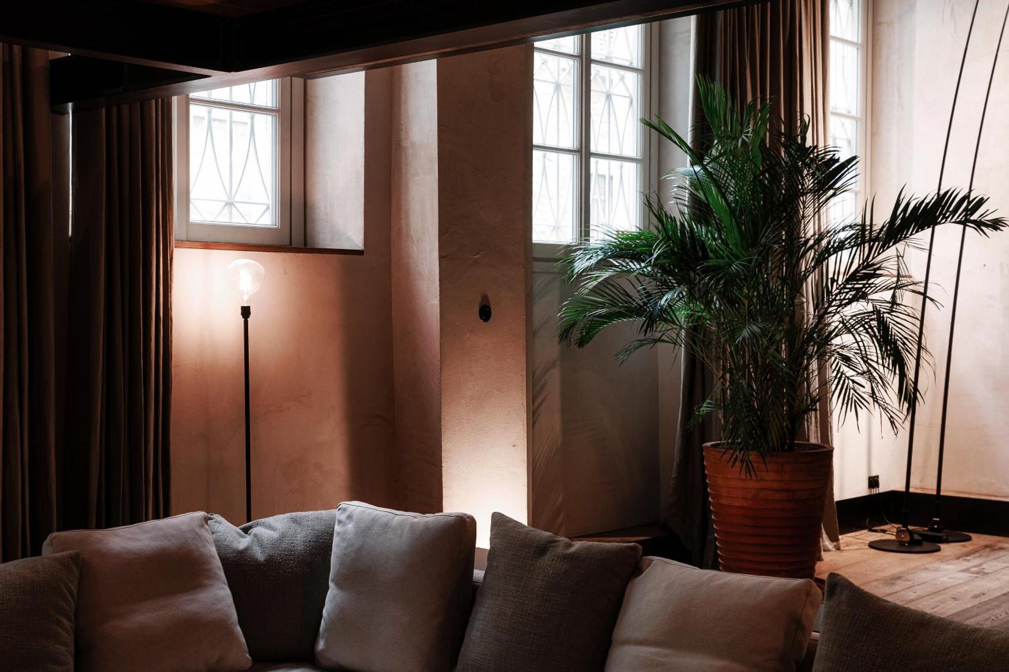 Writer's Loft In - The House Of Travelers