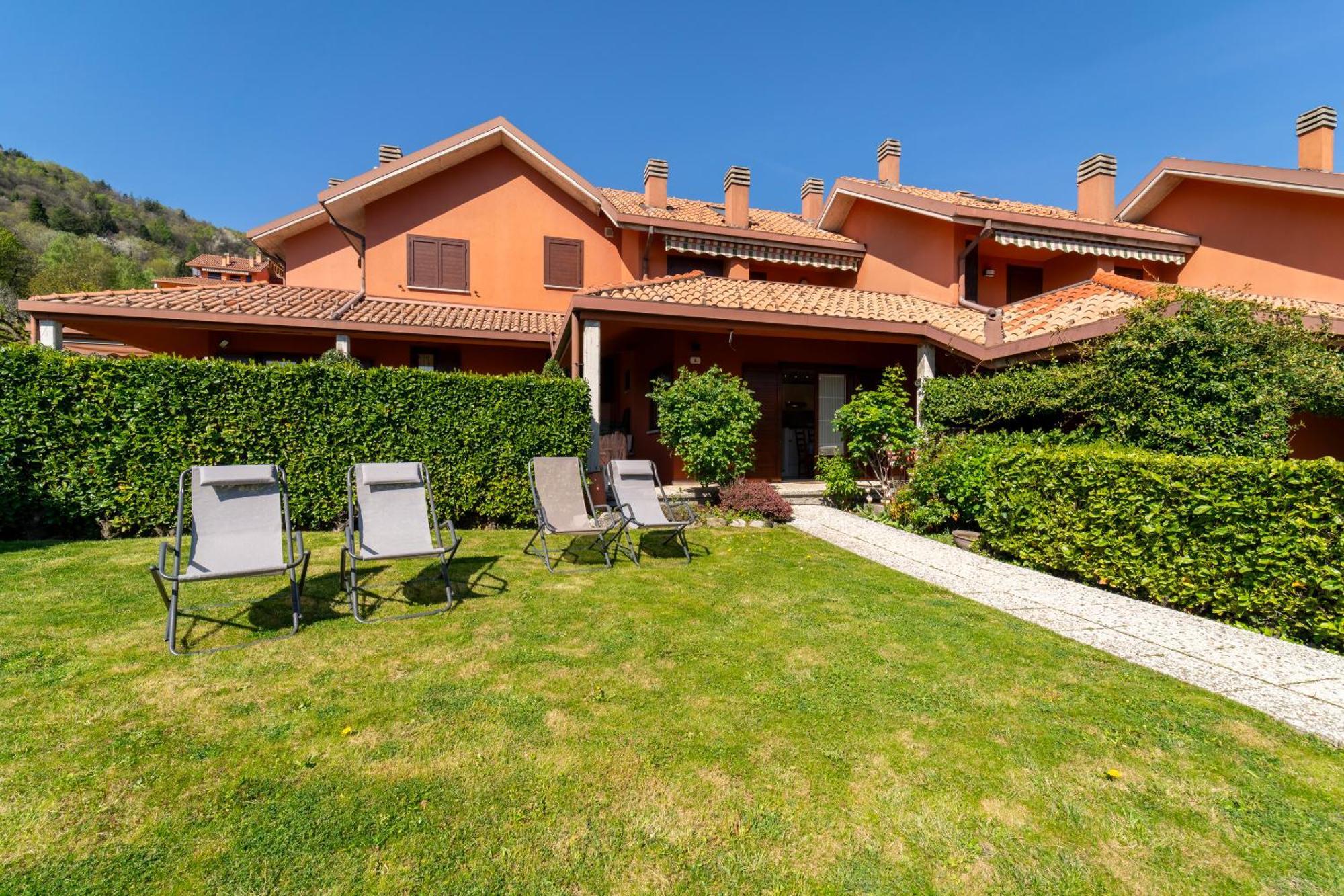 Panorama And Garden By Wonderful Italy