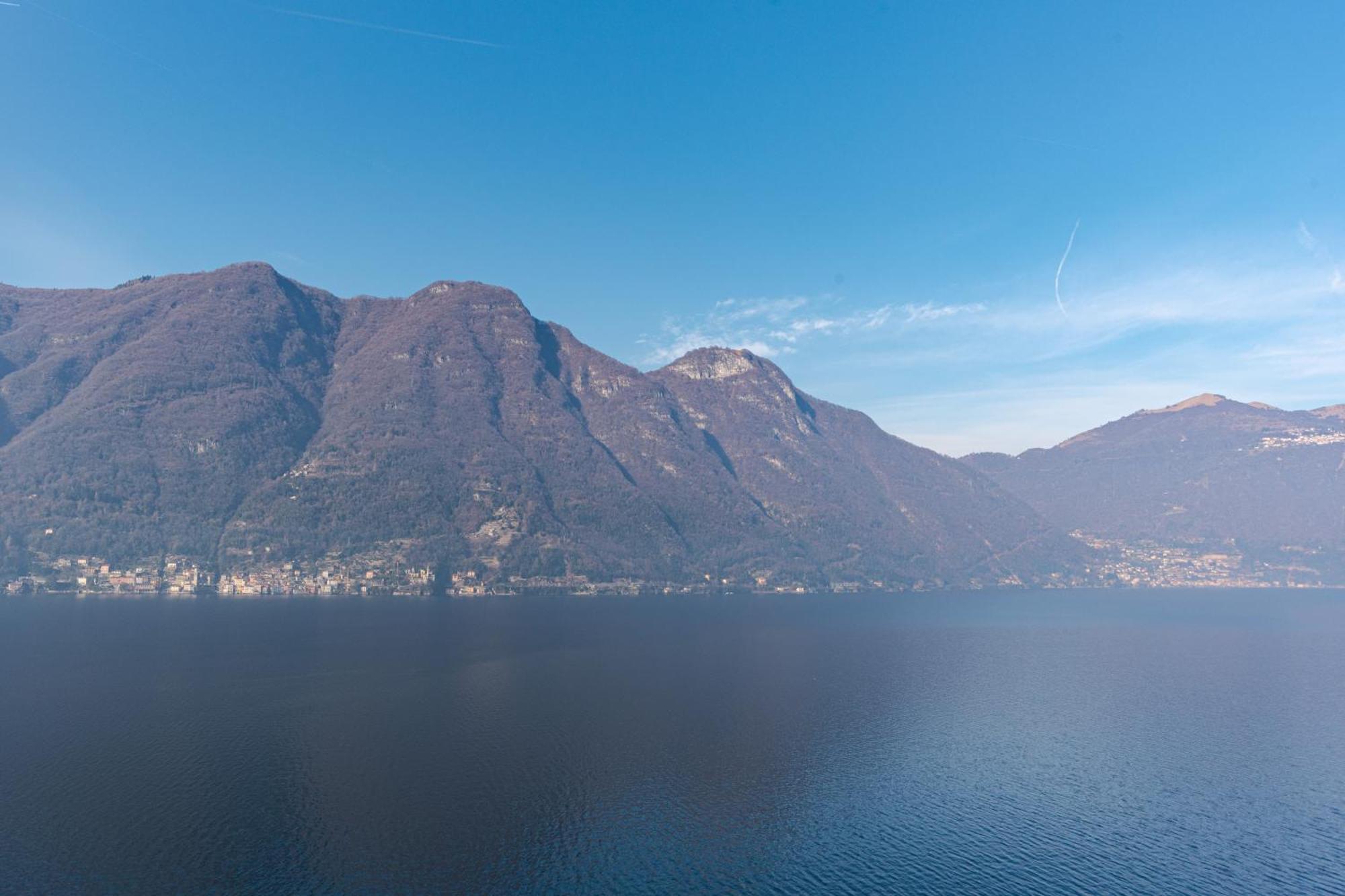 Cozy Lake View With Pool And Park! Appartamento *