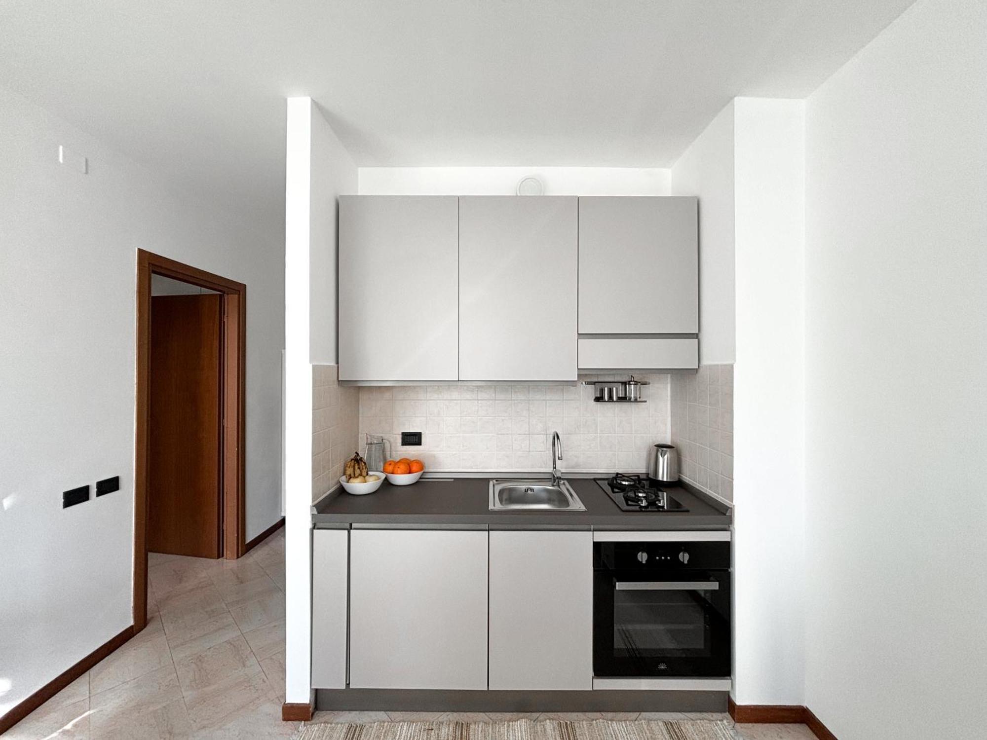 Bilocale Con Terrazzo E Box Auto Su Richiesta Apartment *