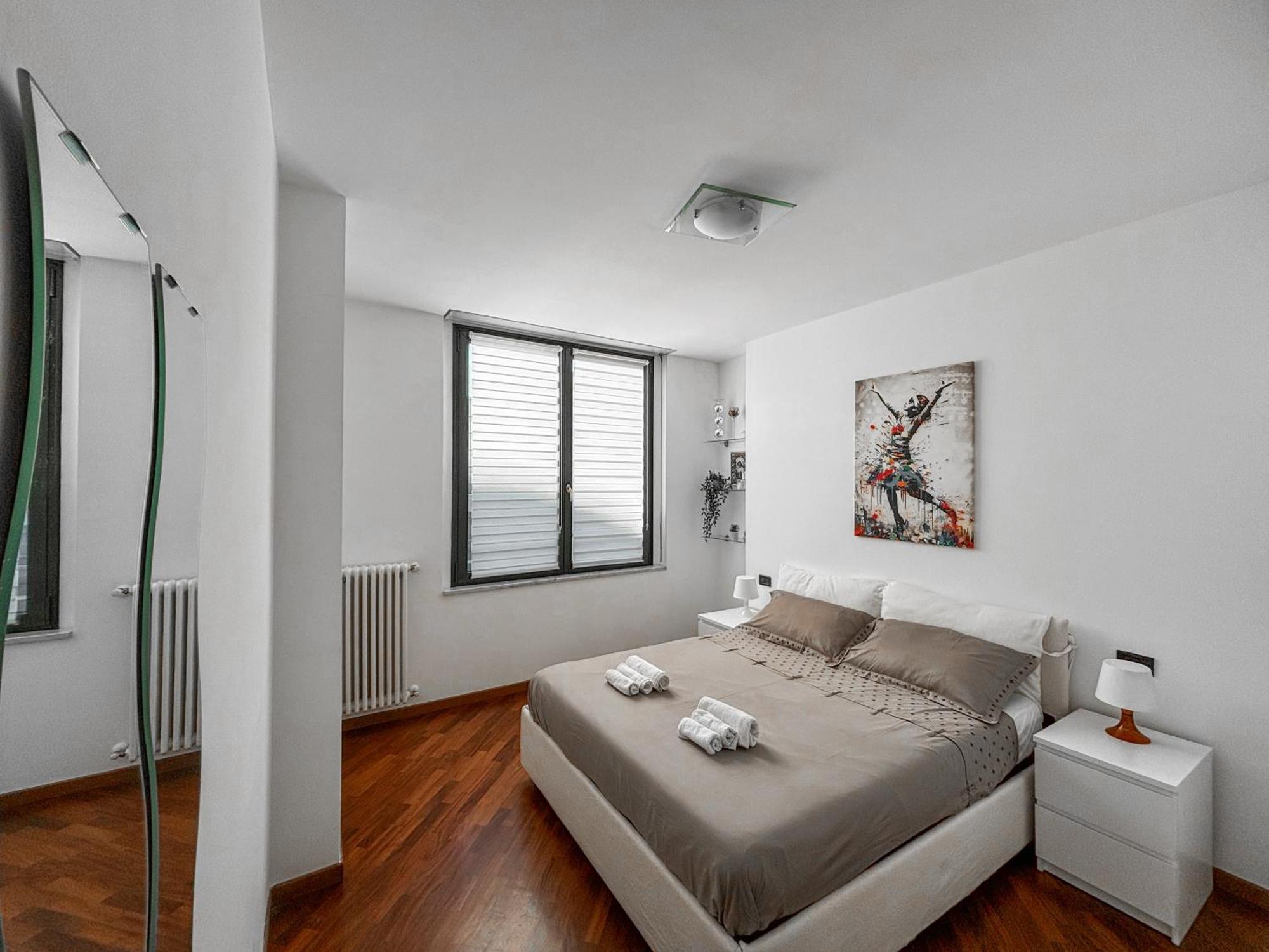 Bilocale Con Terrazzo E Box Auto Su Richiesta Apartment Como