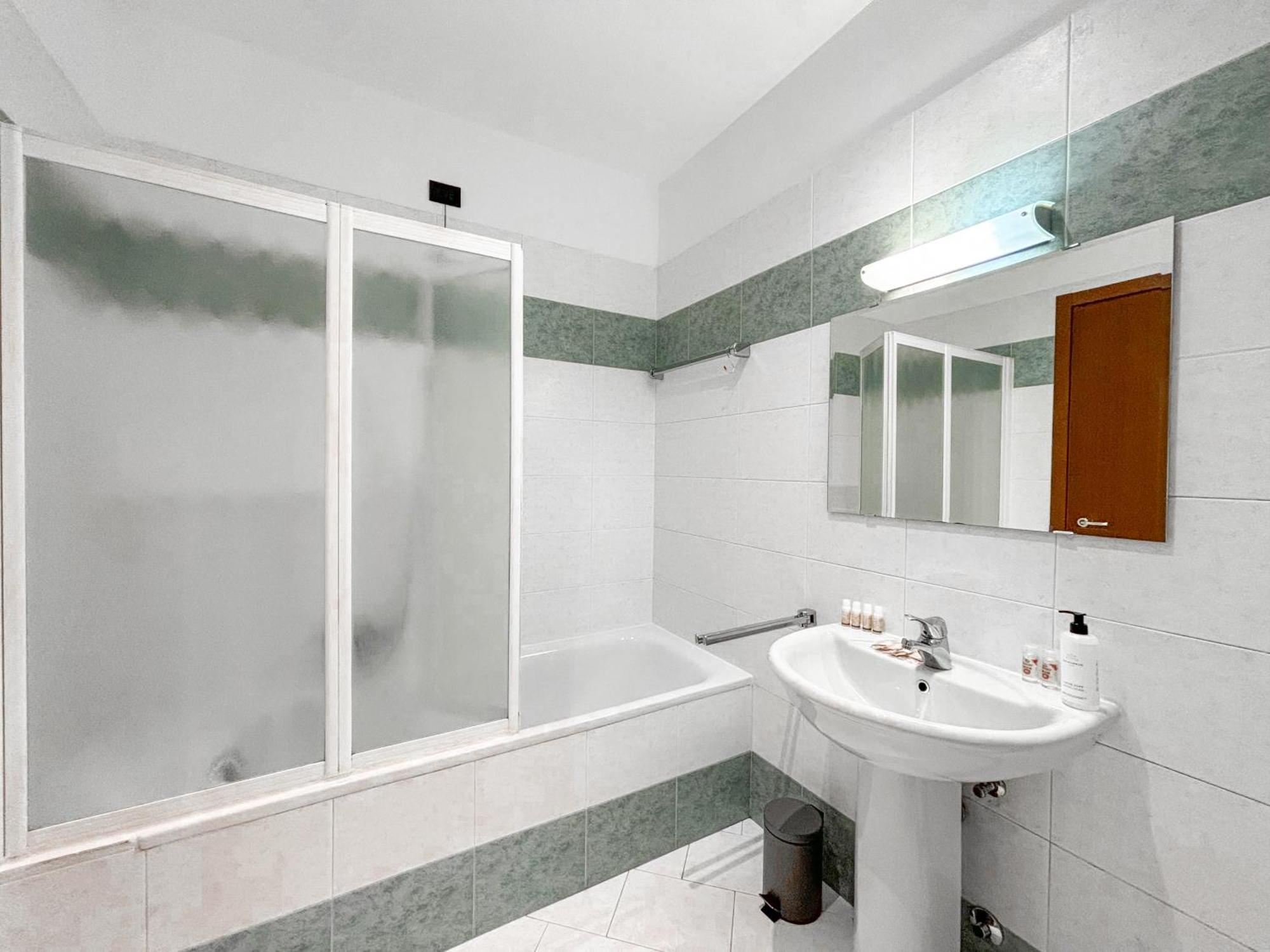 Bilocale Con Terrazzo E Box Auto Su Richiesta Apartment