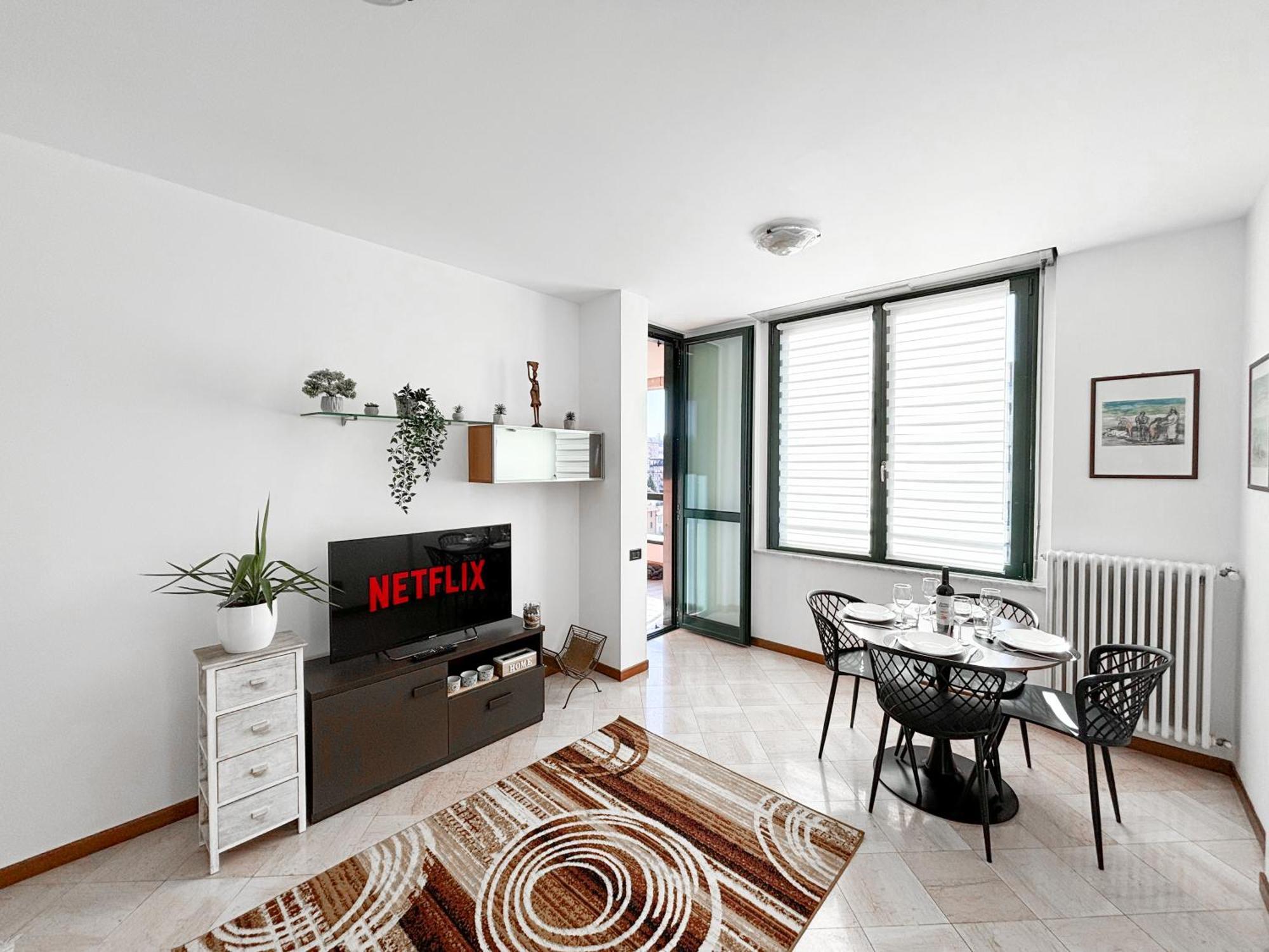 Apartment Bilocale Con Terrazzo E Box Auto Su Richiesta