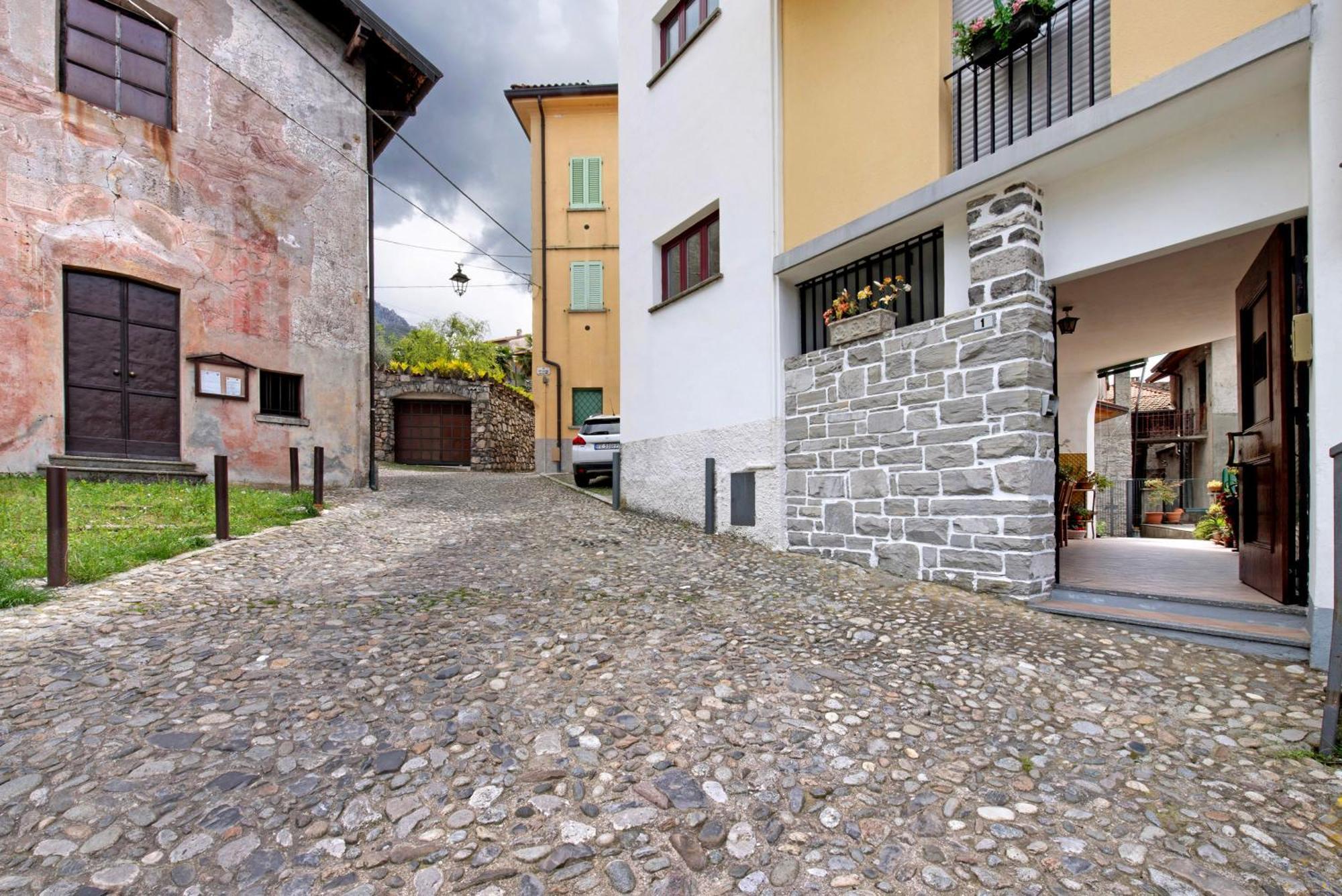 Apartment House Of Sport Mandello del Lario