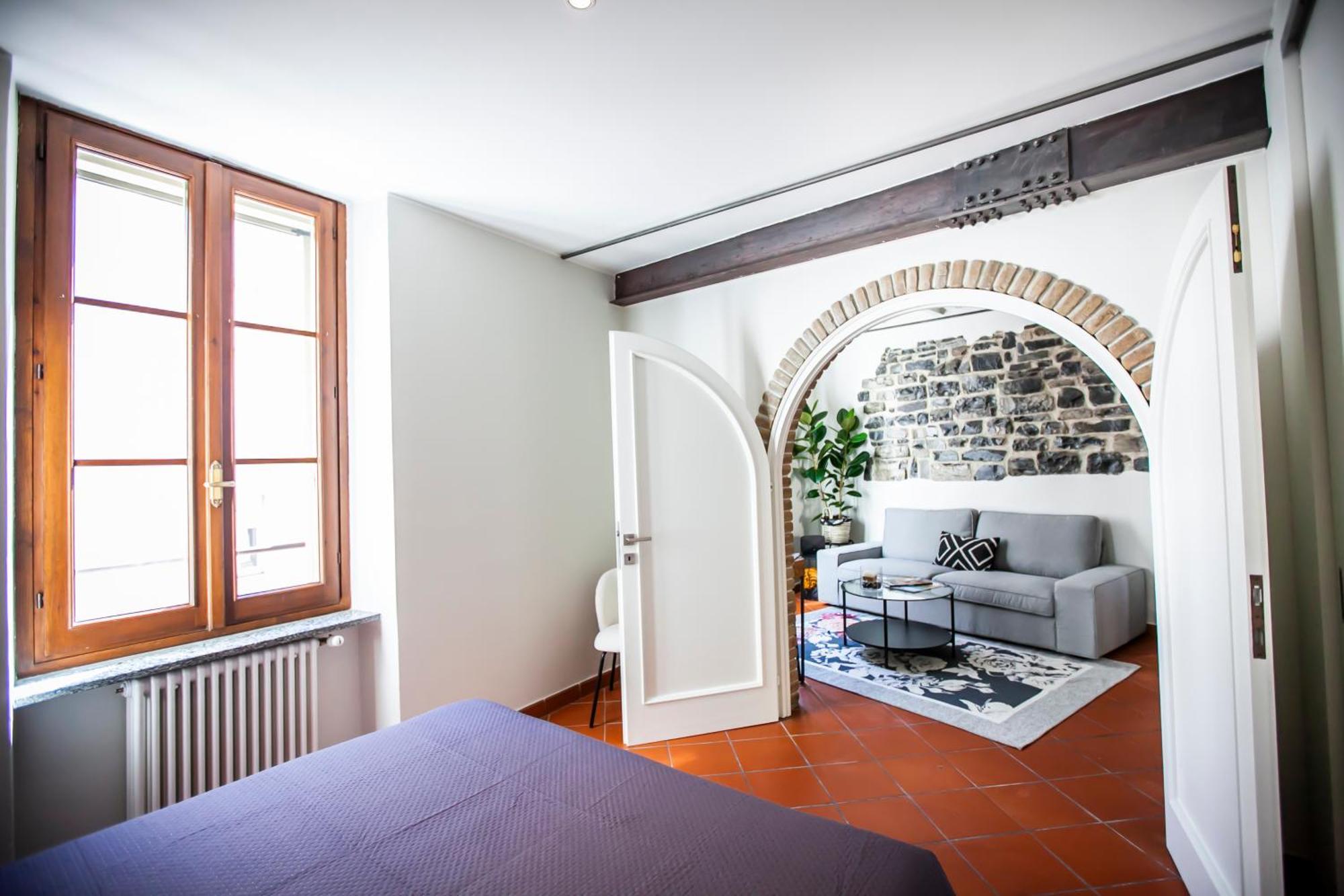 The Goose House * Como