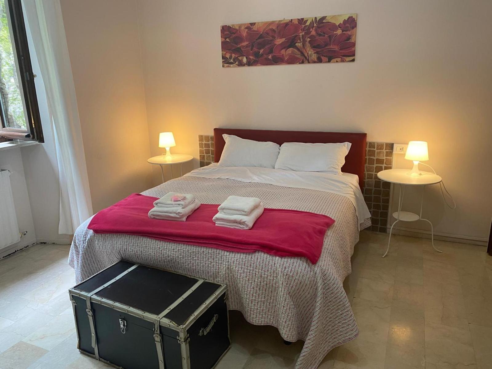 Gira Guest house Como