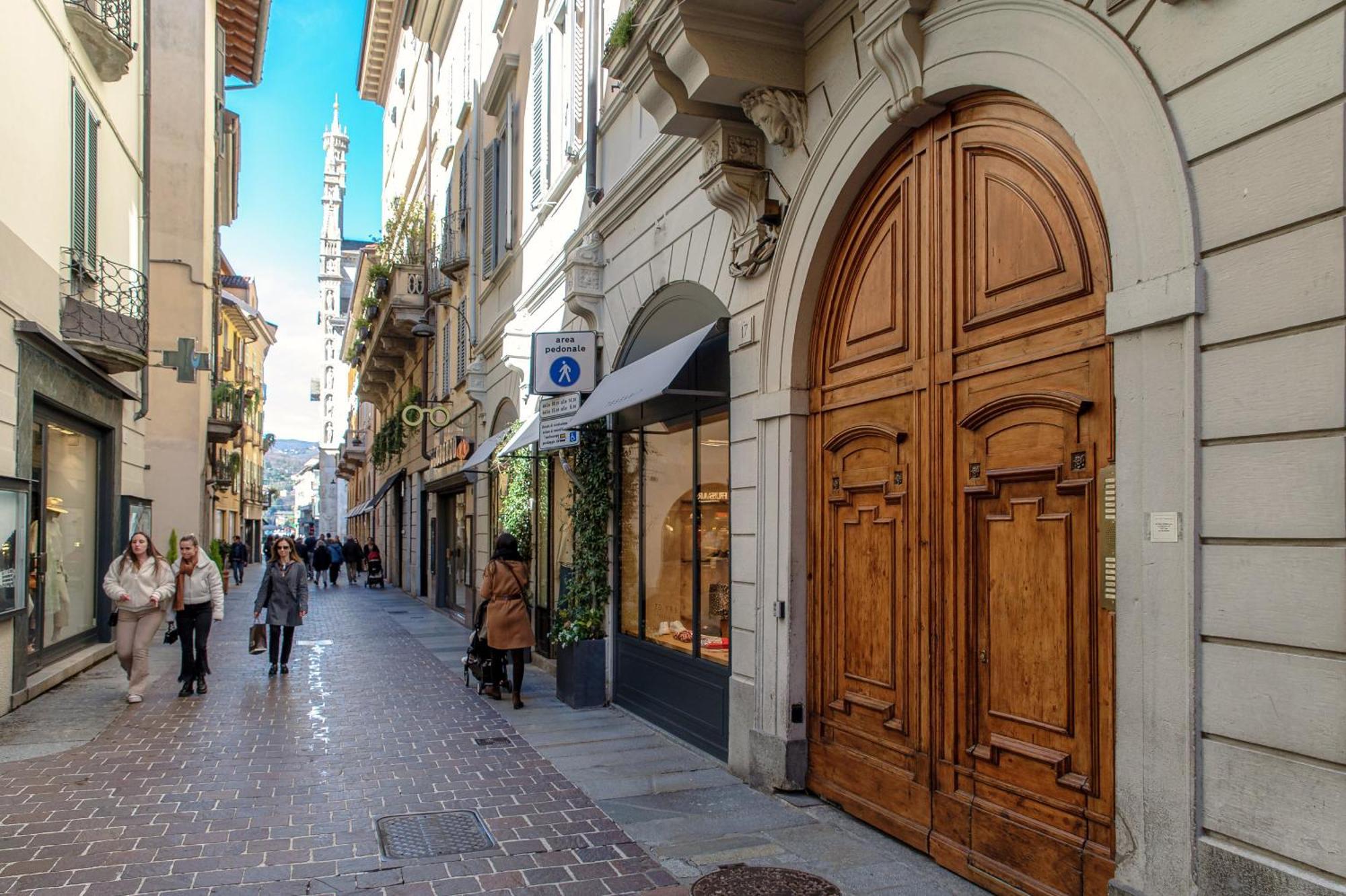 Vittorio Emanuele - Downtown