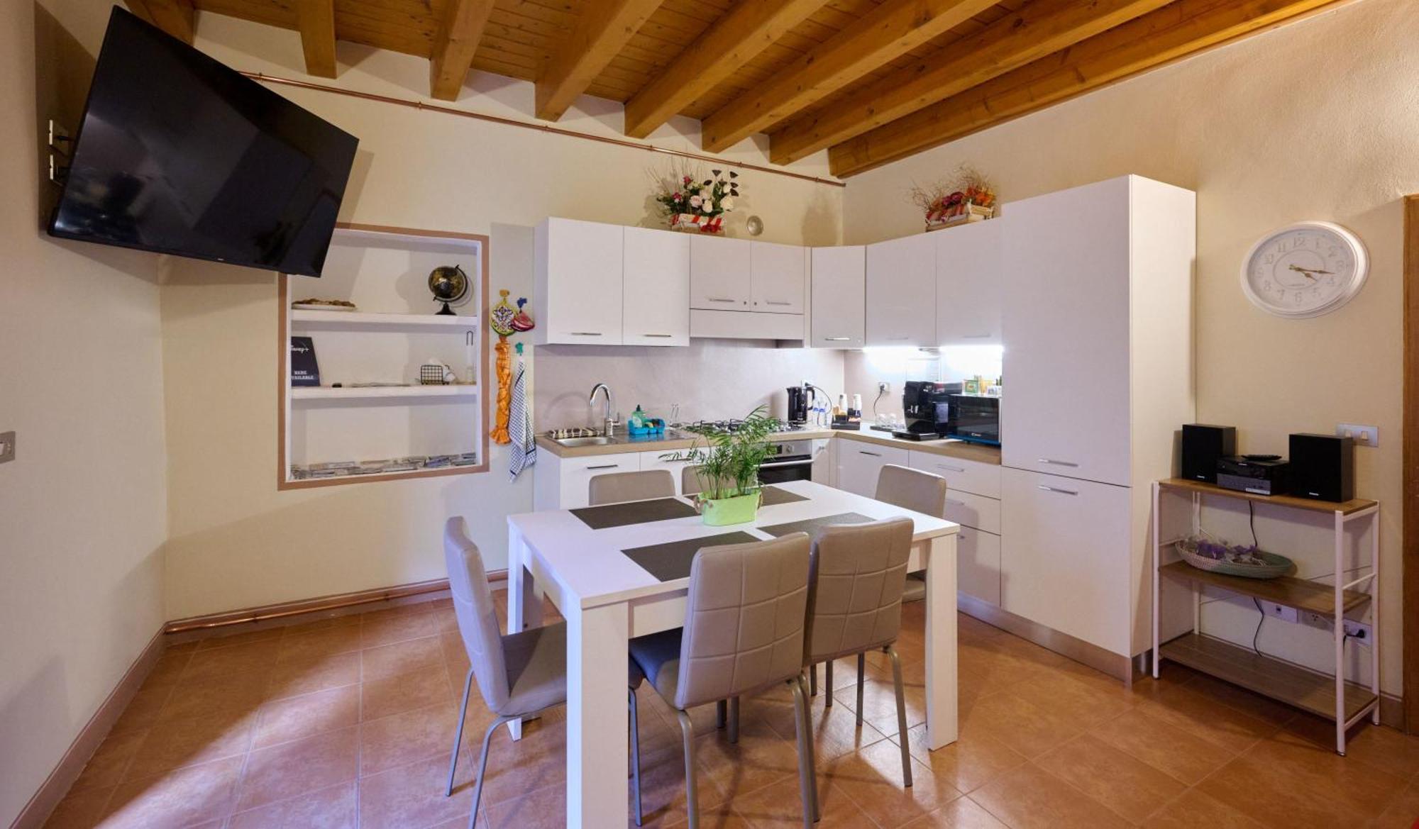 Holiday home Cav Motteno *