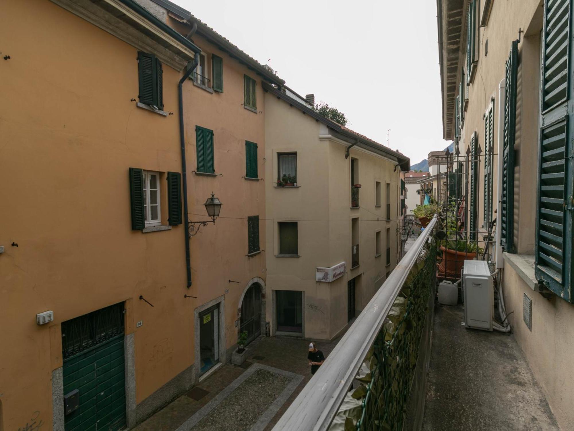 Welcomely - Madame Bovara Lecco