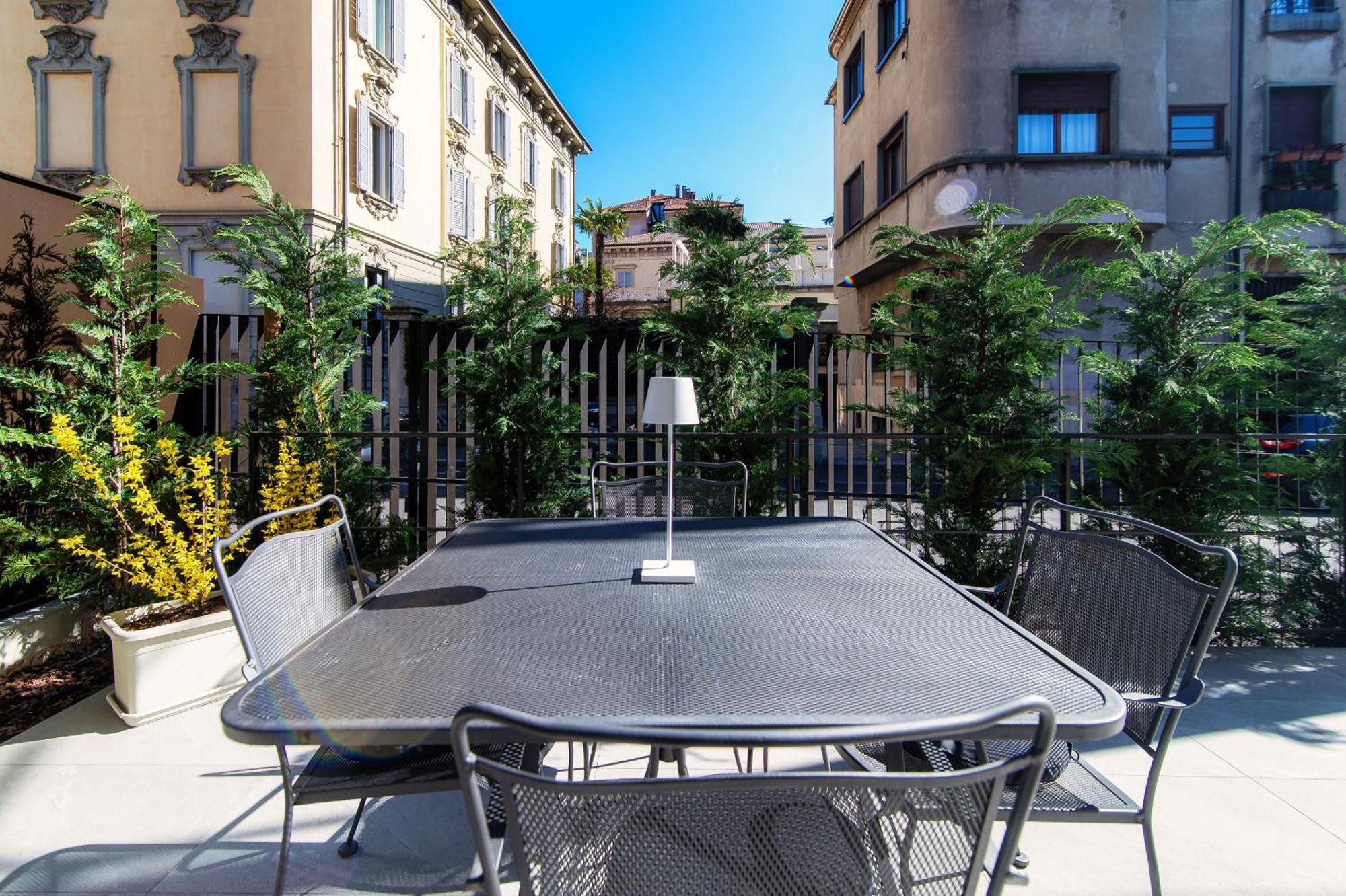 La Terrazza - Downtown - Terrace And Jacuzzi Como