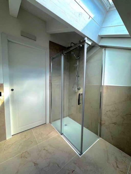 Apt. Aries - Penthouse Menaggio