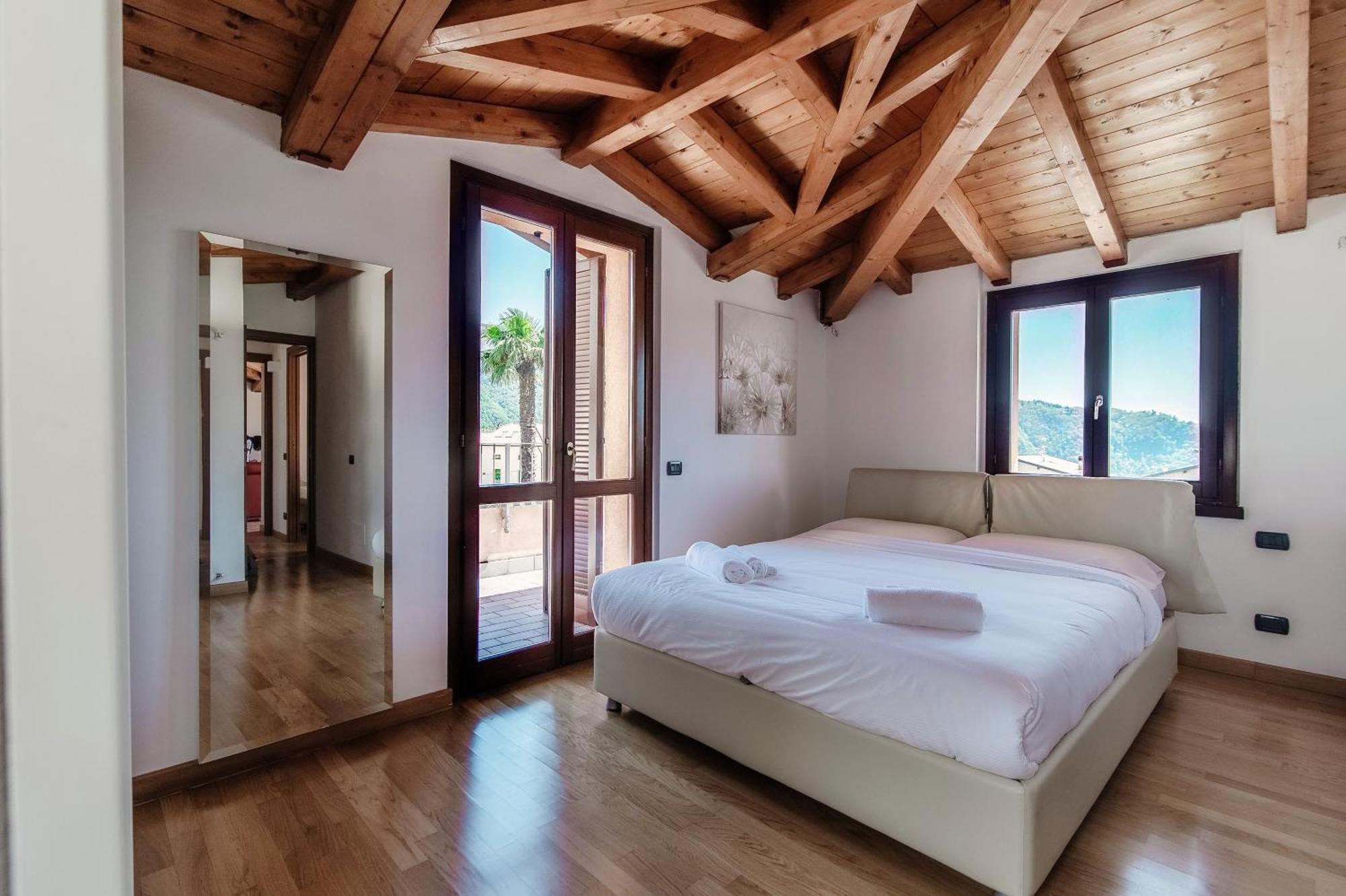 Apartment Relax Tra Montagna E Lago - Private Parking