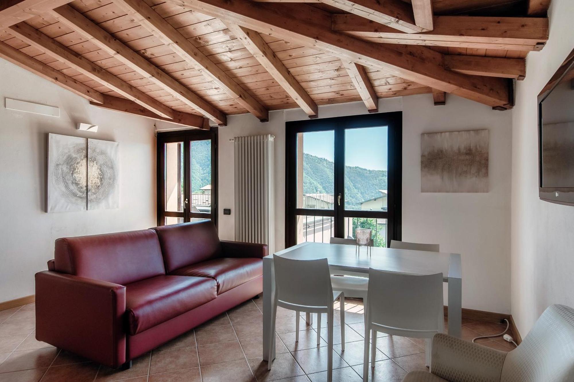 Apartment Relax Tra Montagna E Lago - Private Parking Cernobbio