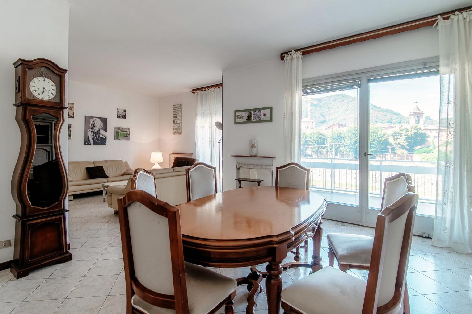 Casa Vincentina Con Parcheggio Privato 6 Posti Letto Como