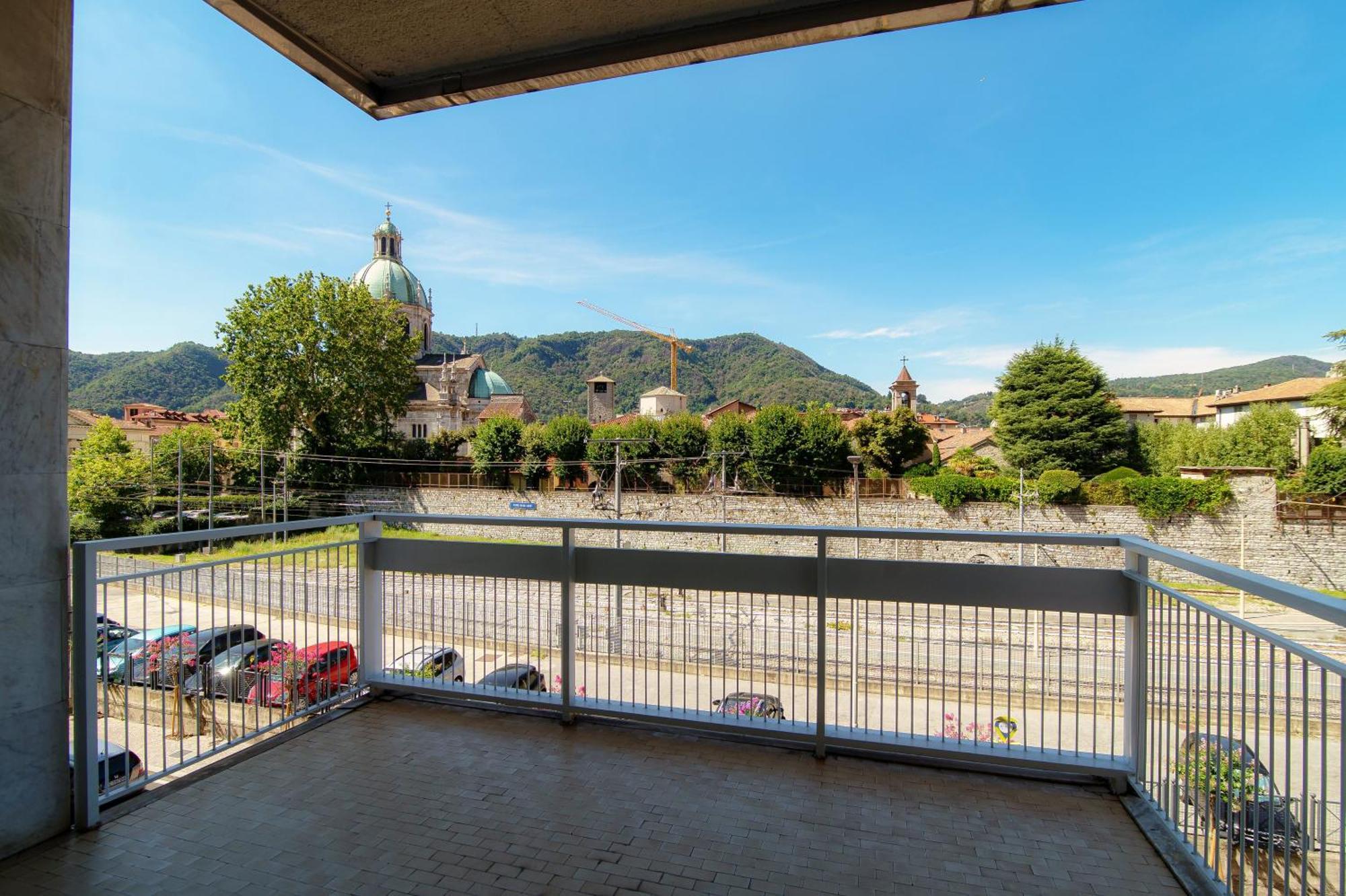 Apartment Casa Vincentina Con Parcheggio Privato 6 Posti Letto Como