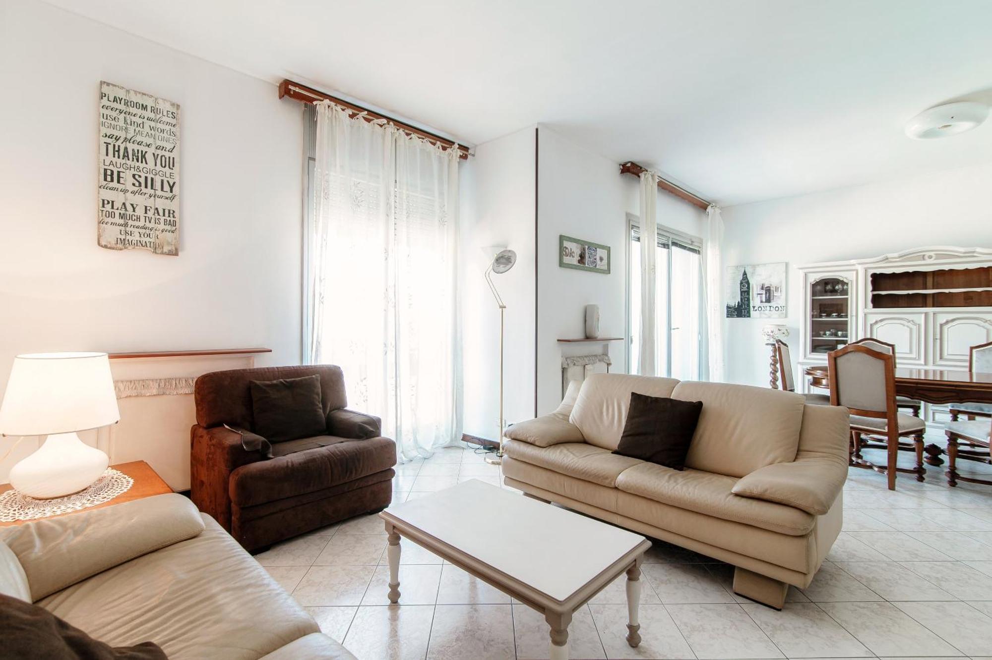 Casa Vincentina Con Parcheggio Privato 6 Posti Letto Como