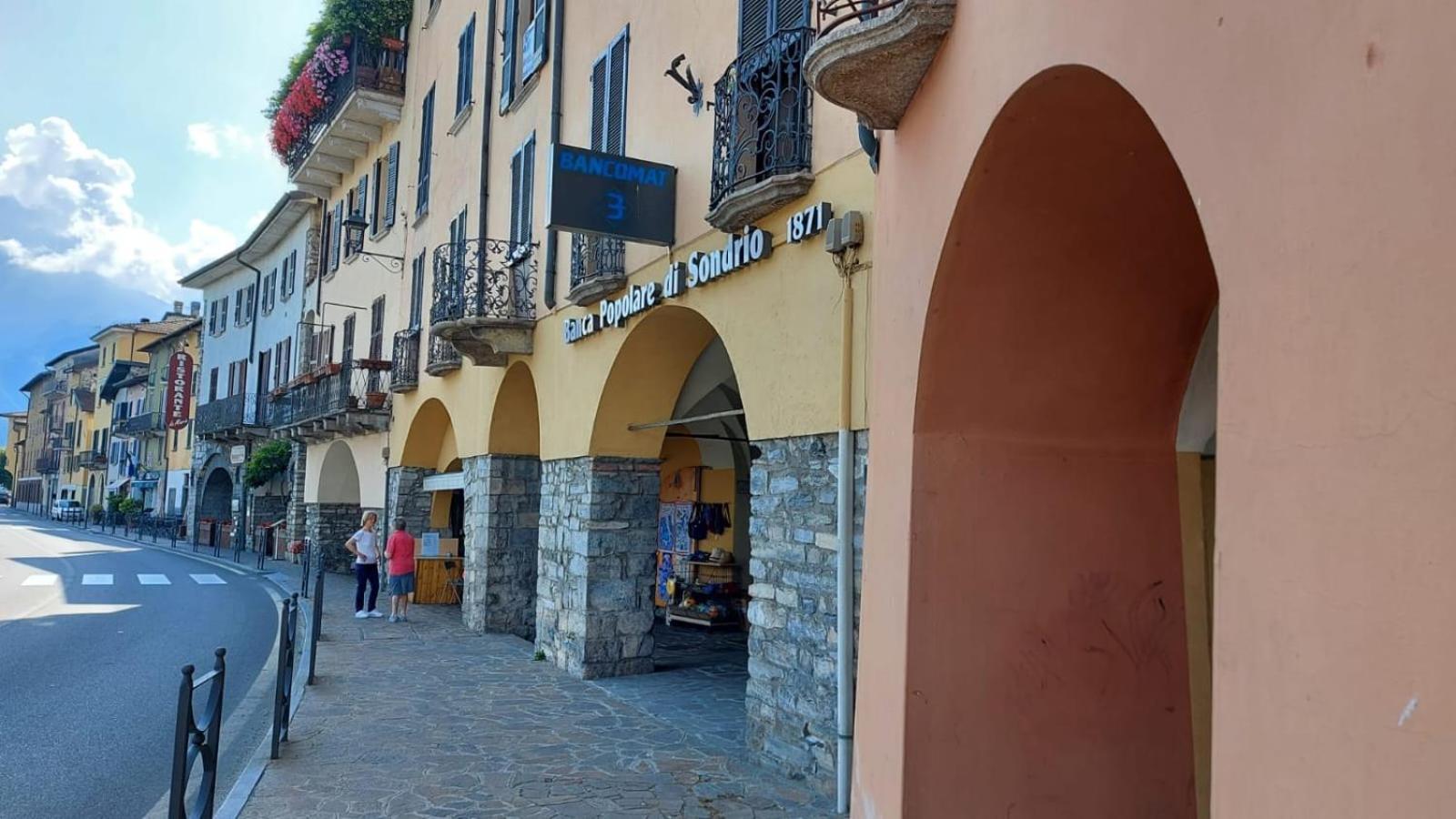 Casa Rosa Domaso