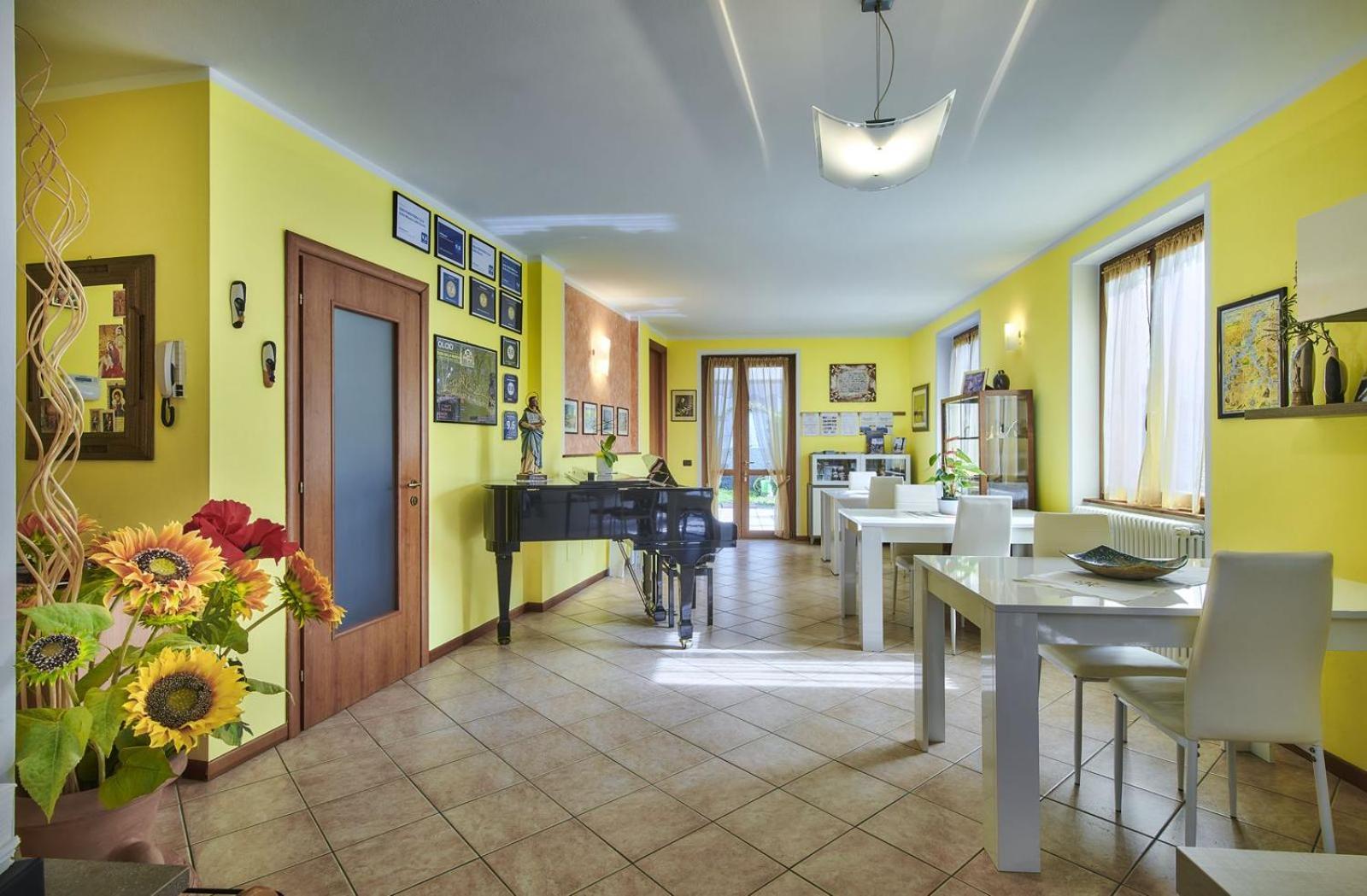 B&b-foresteria Casa Della Musica Mandello del Lario