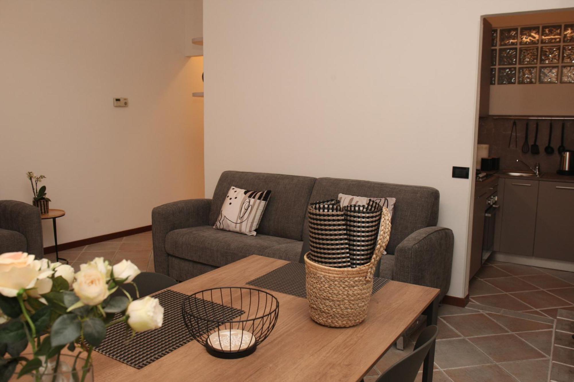 Jb In Apartment Como