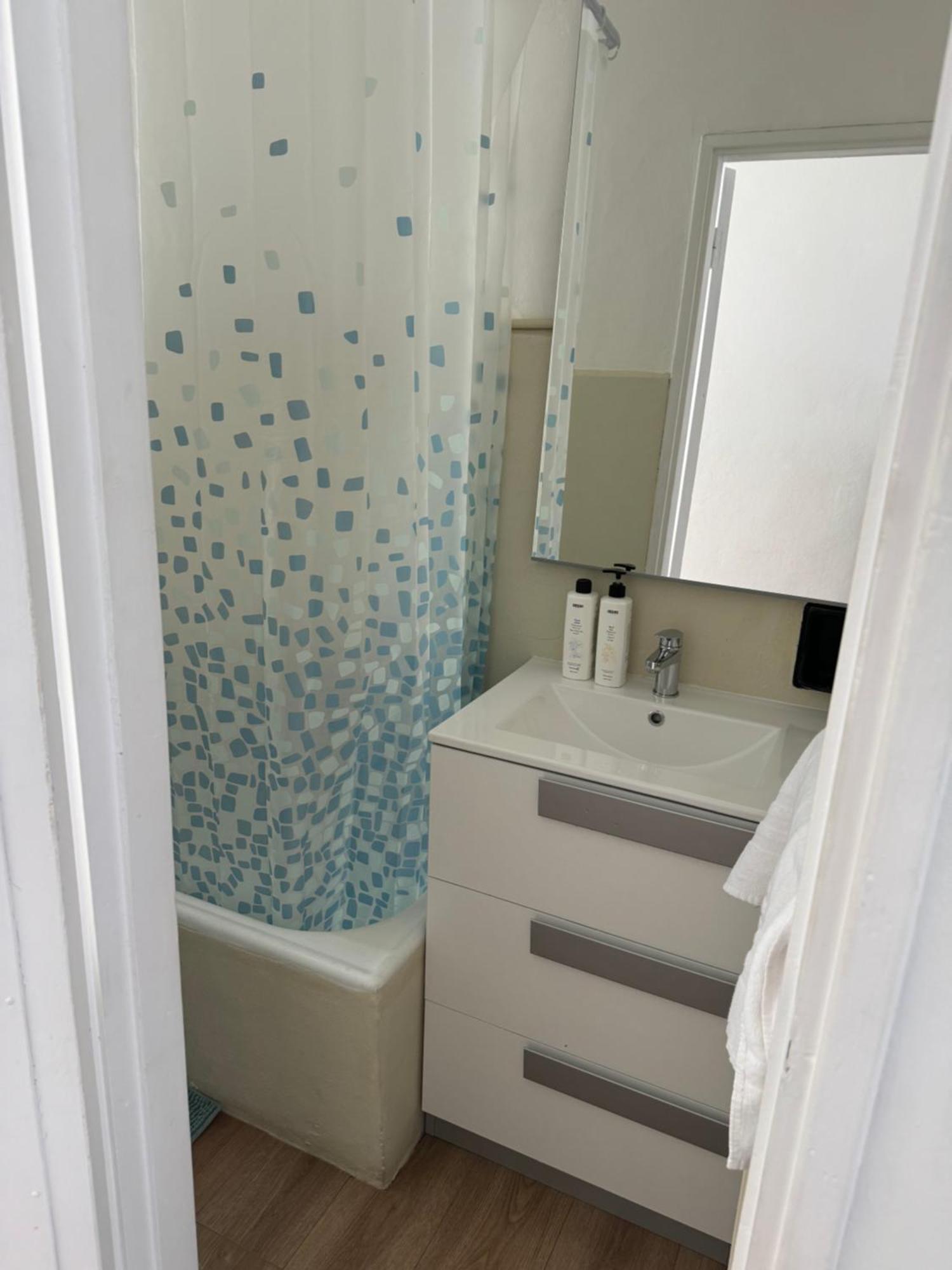 Monti Apartment *