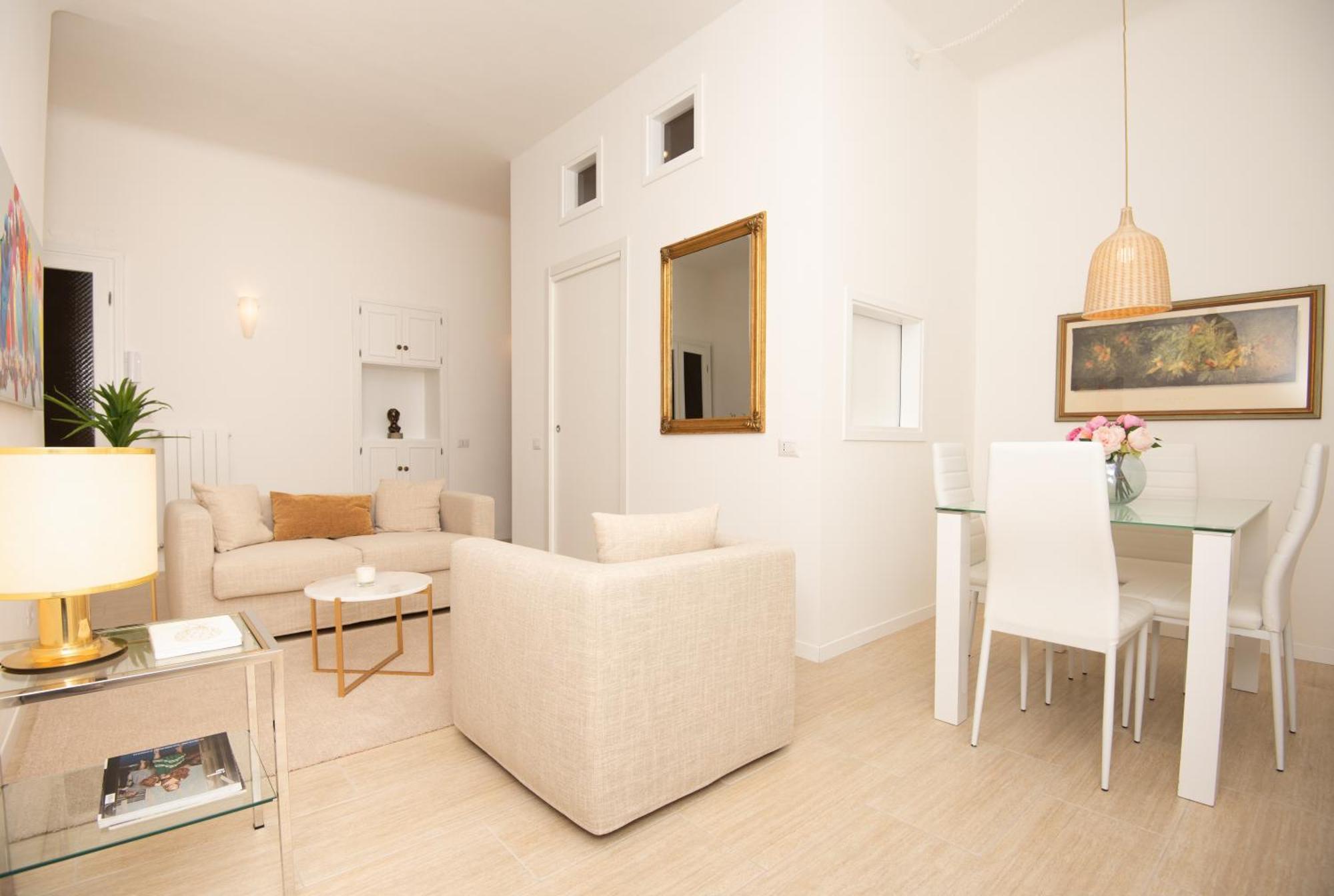West Park With Parking By Solutions Apartment