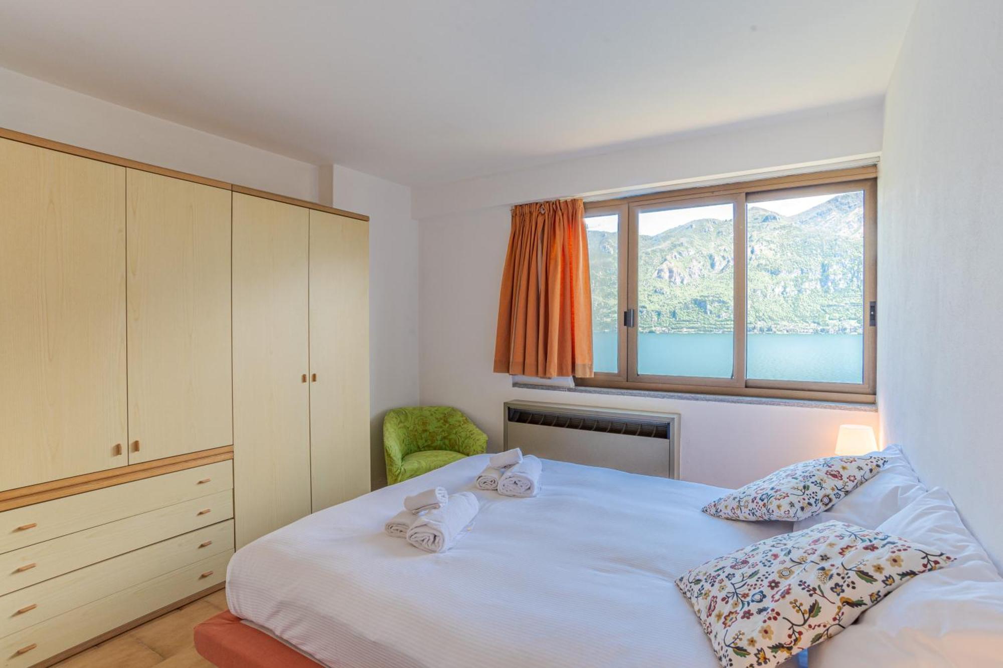 Limonta- Primula! Access To The Lake! Apartment Limonta