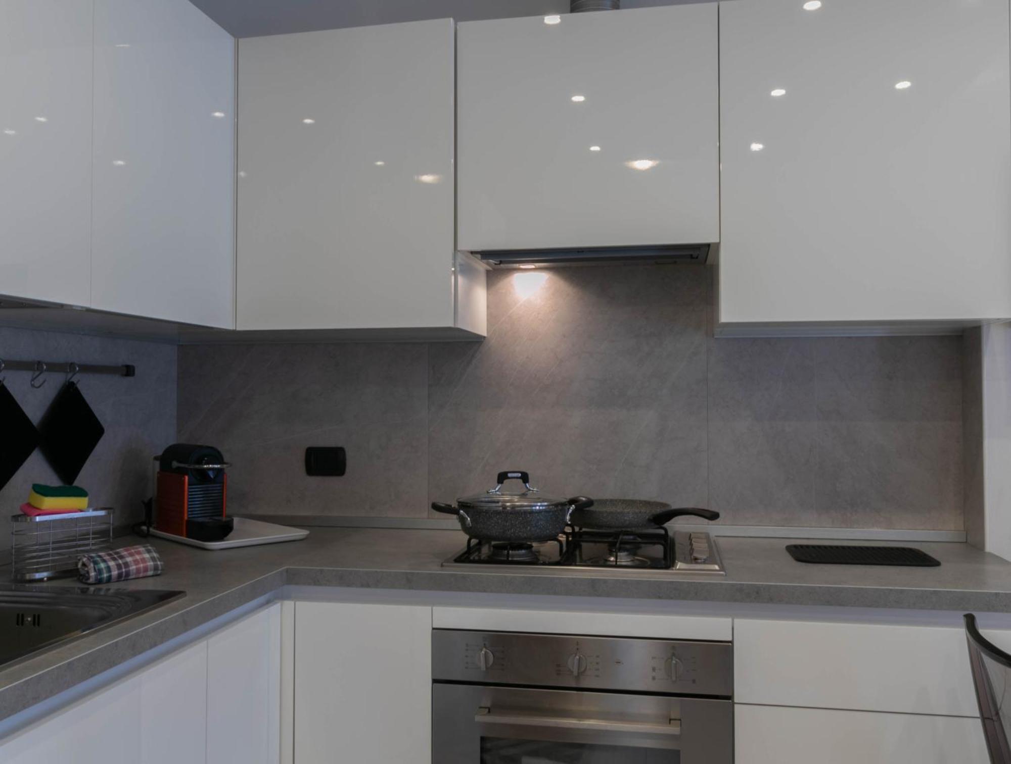 Welcomely - Violet House & Garden Apartment