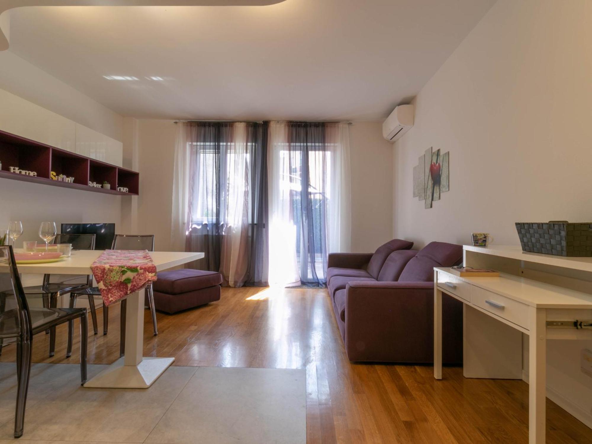 Apartment Welcomely - Violet House & Garden *