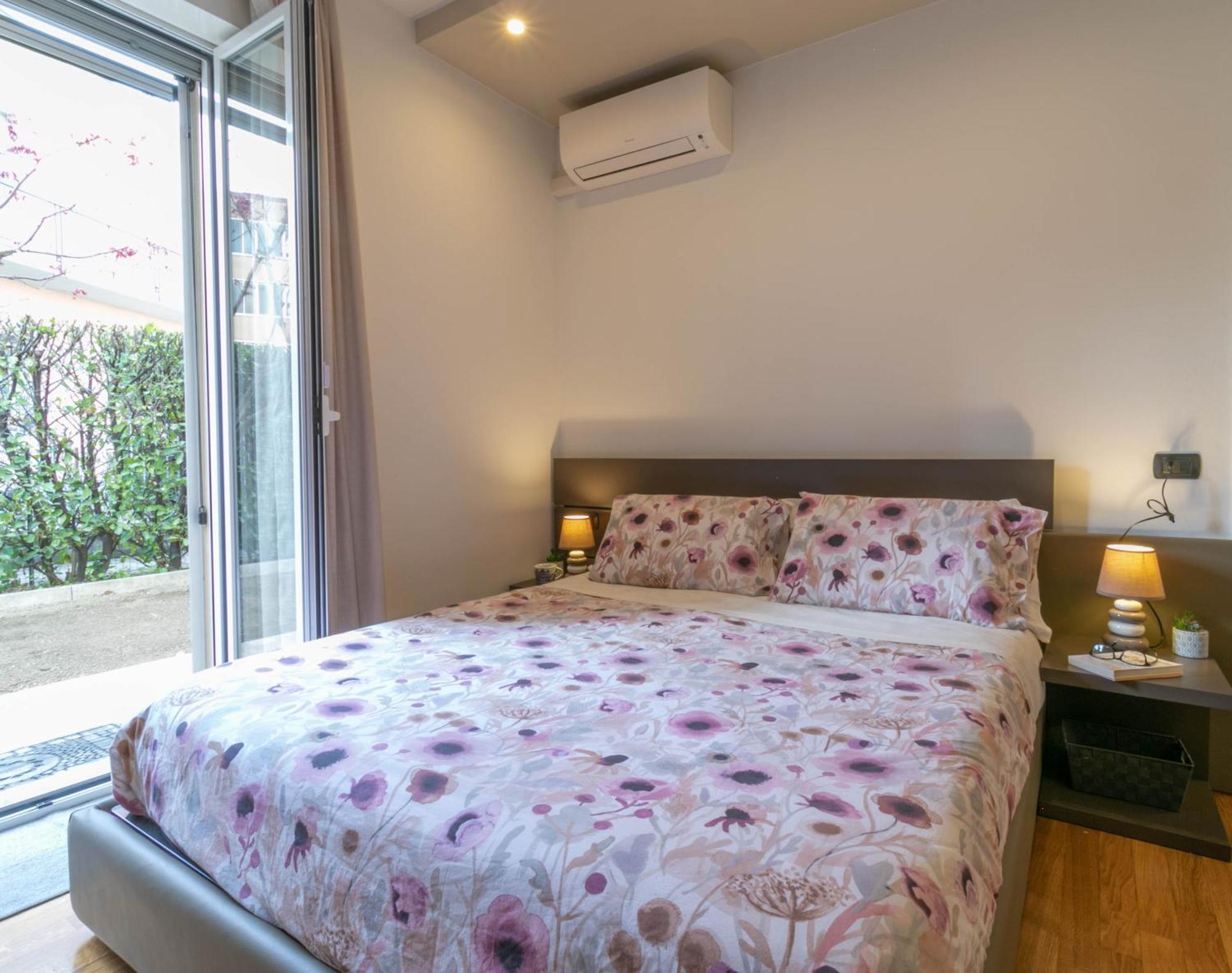 Welcomely - Violet House & Garden Apartment Lecco