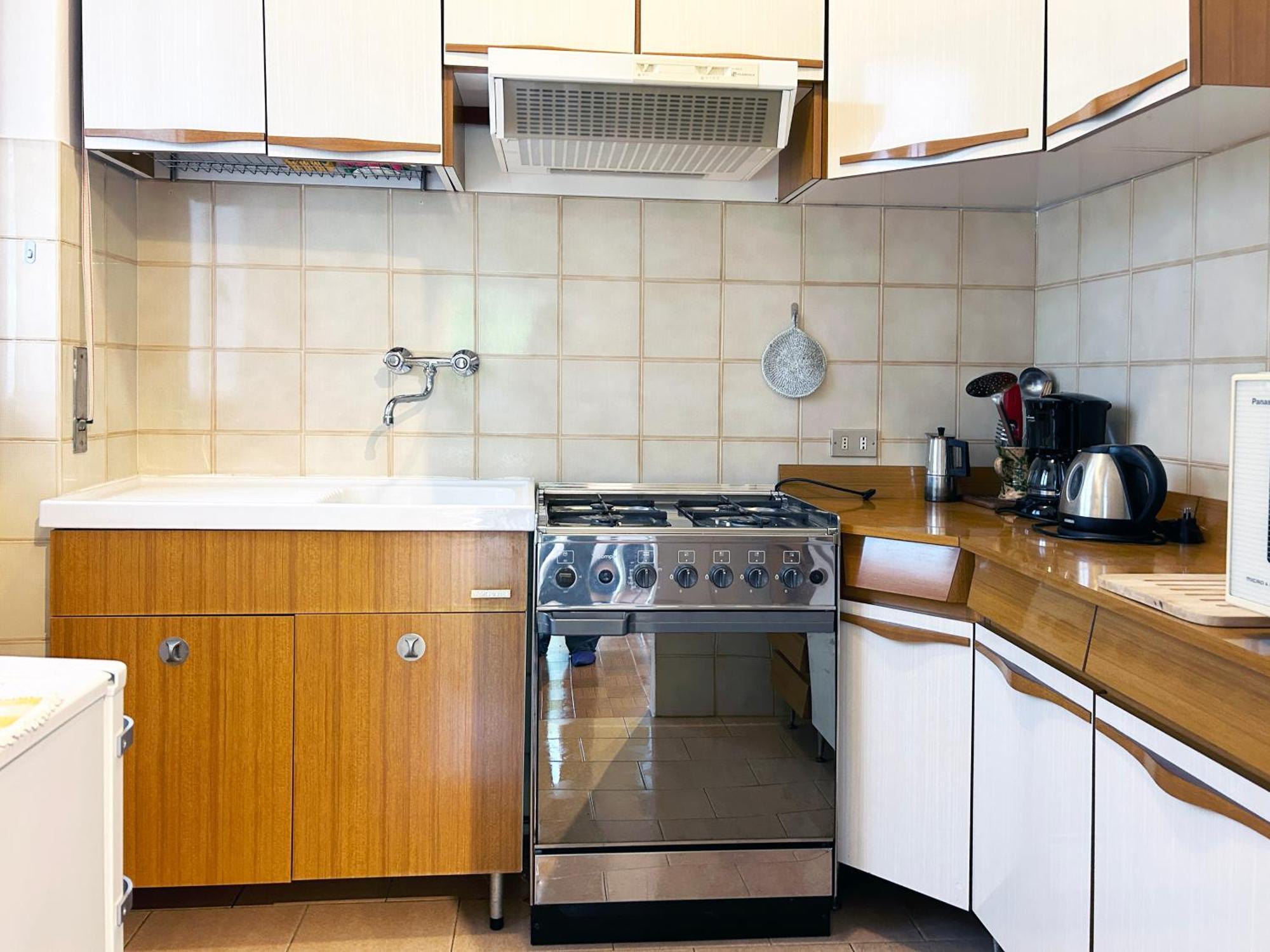 Jasmine Lilla - In With Terrace Apartment *