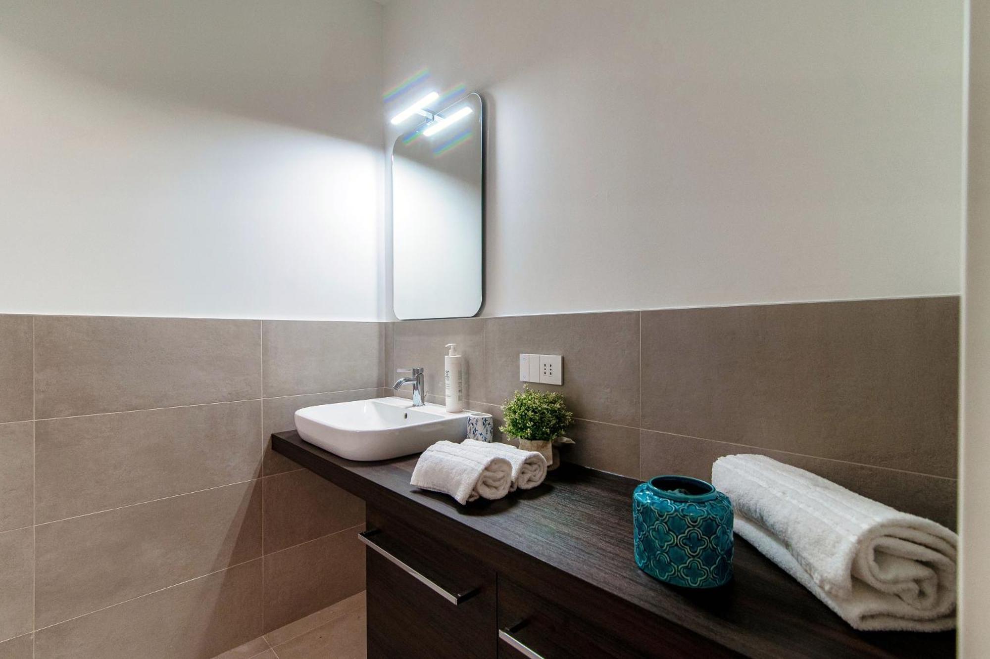Palazzo Marinetti - By Myhomeincomo Apartment Como